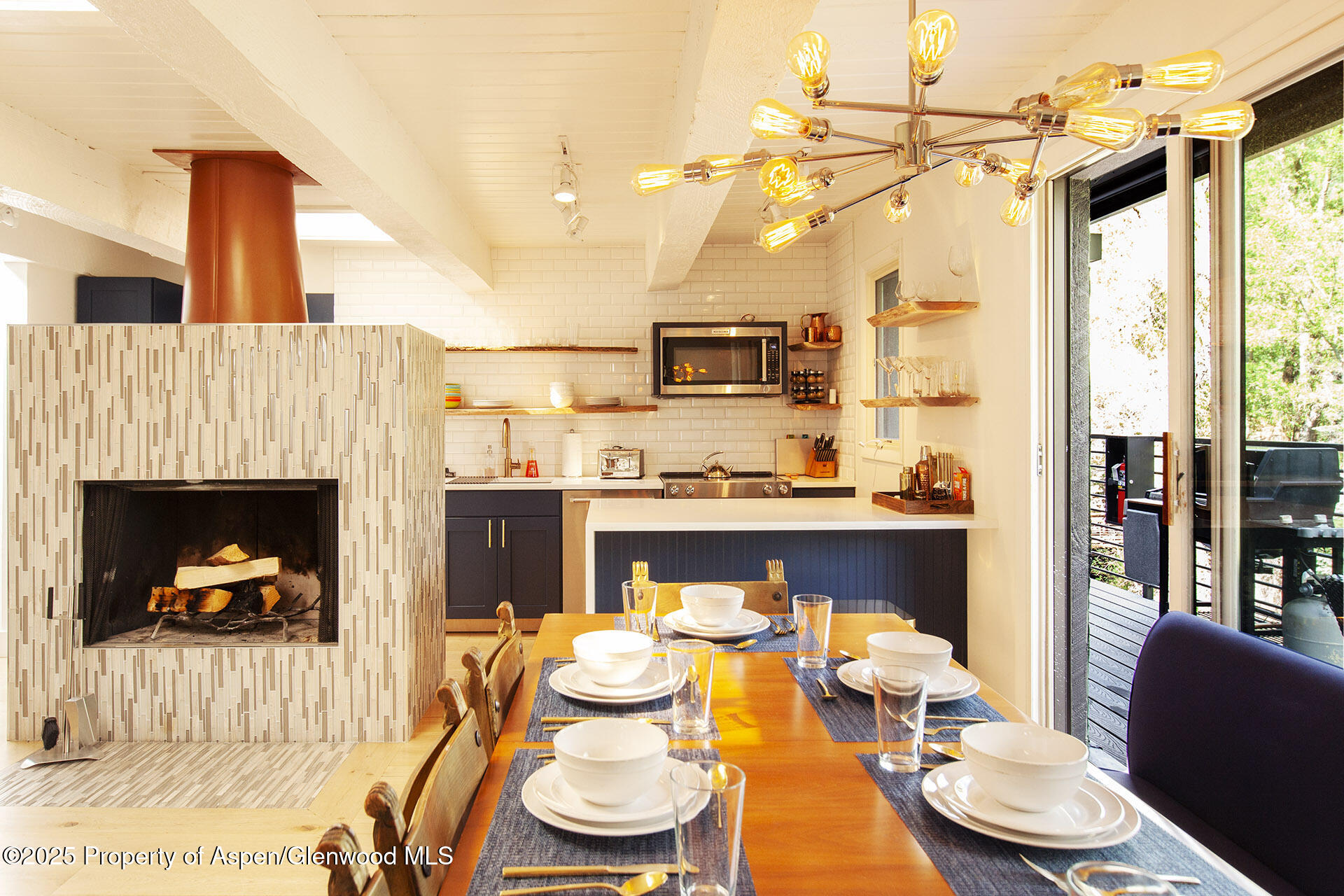 1039 E Cooper Avenue, 16a Property Photo 4