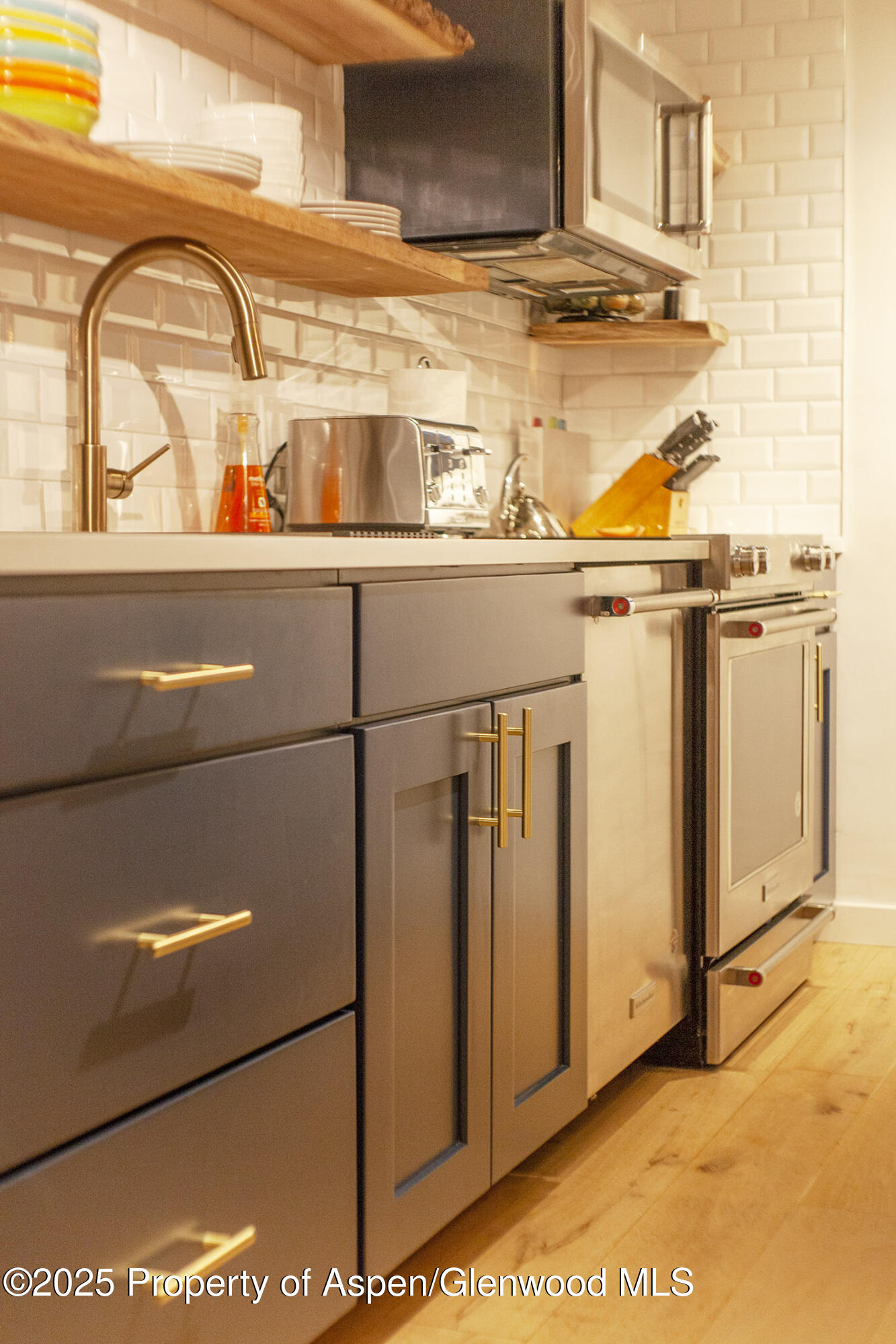 1039 E Cooper Avenue, 16a Property Photo 8