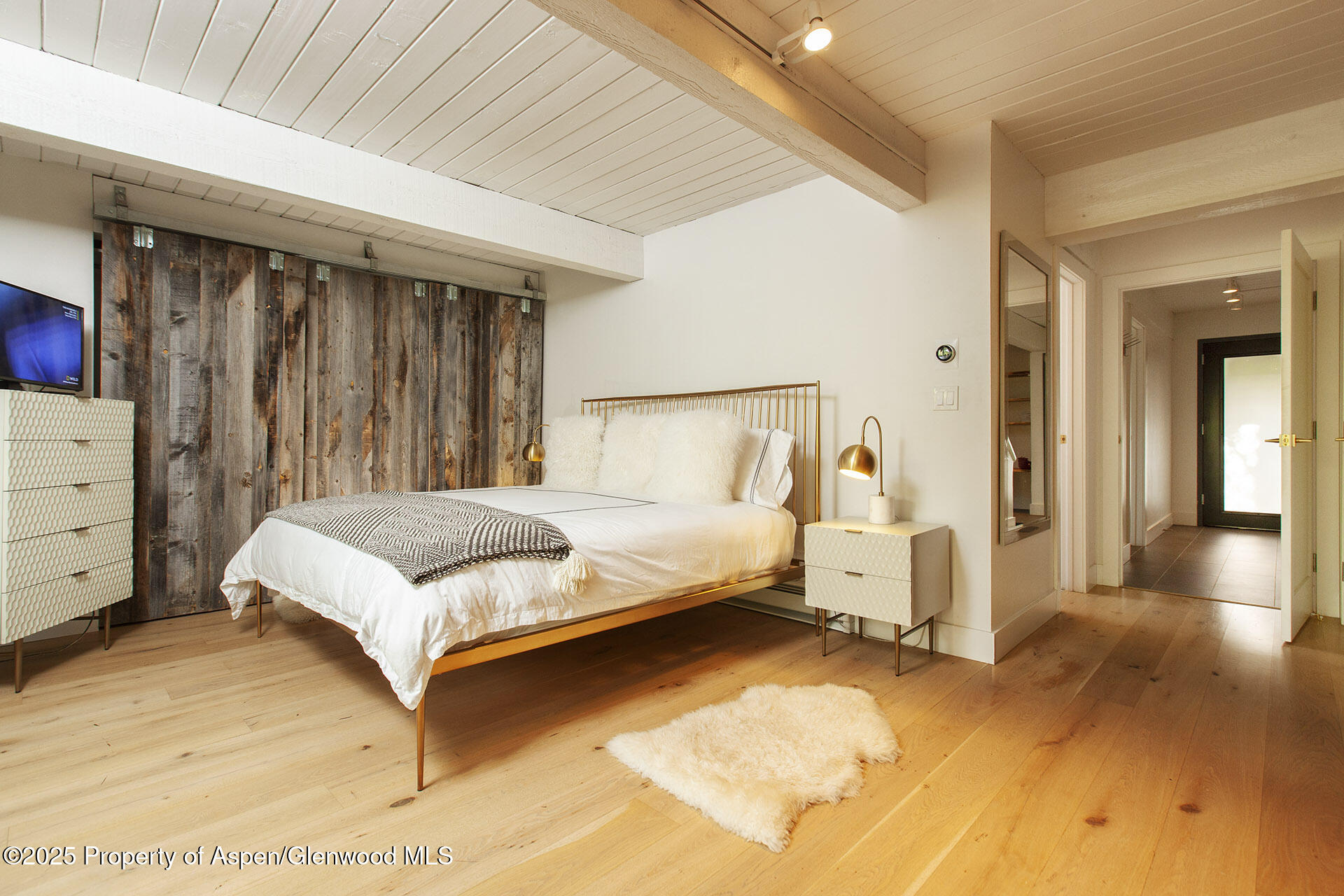 1039 E Cooper Avenue, 16a Property Photo 12