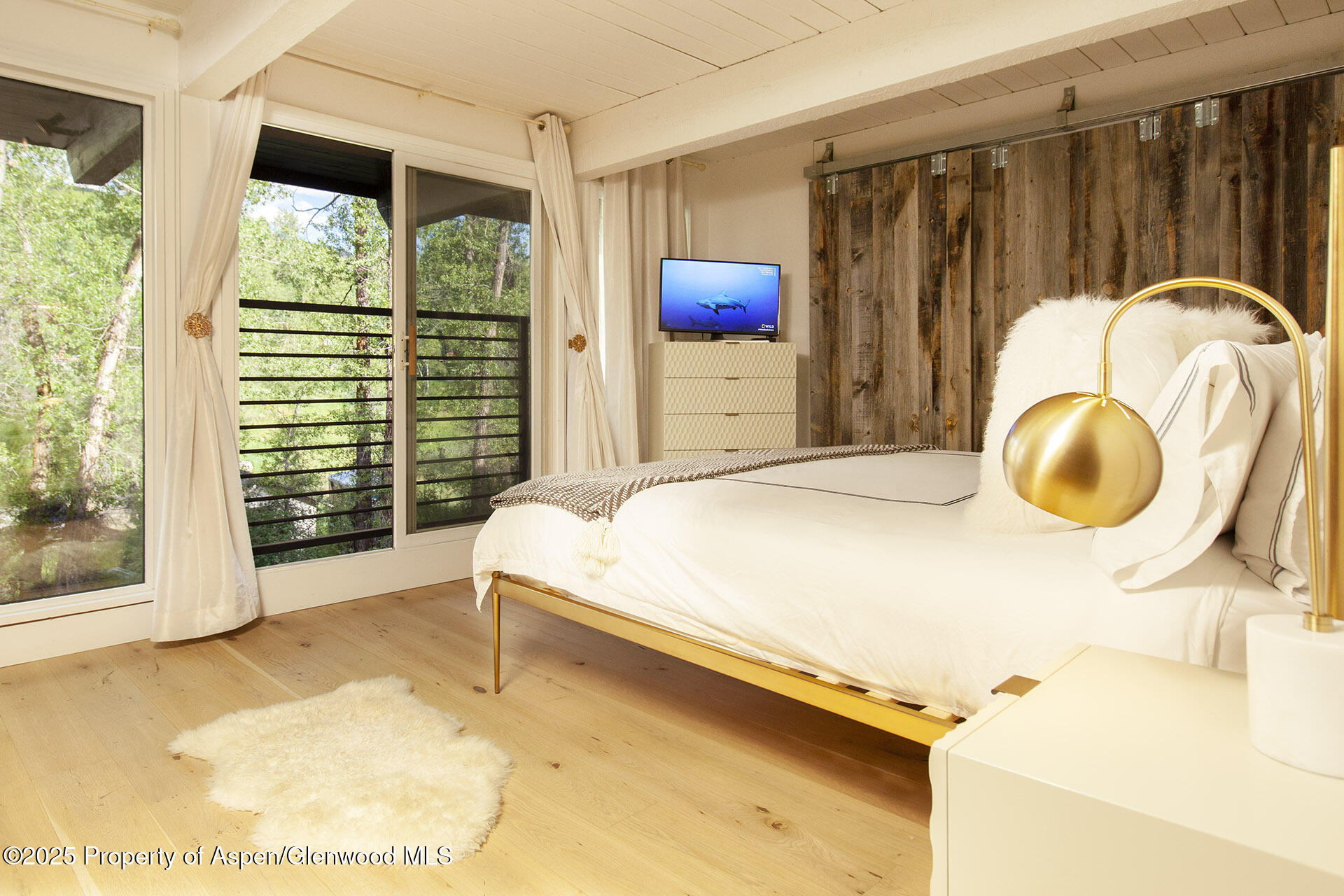 1039 E Cooper Avenue, 16a Property Photo 13