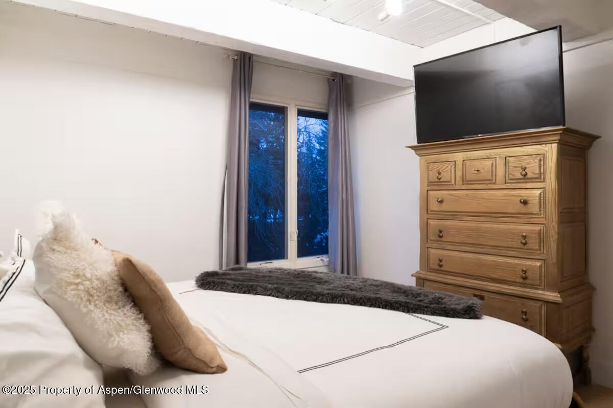 1039 E Cooper Avenue, 16a Property Photo 18