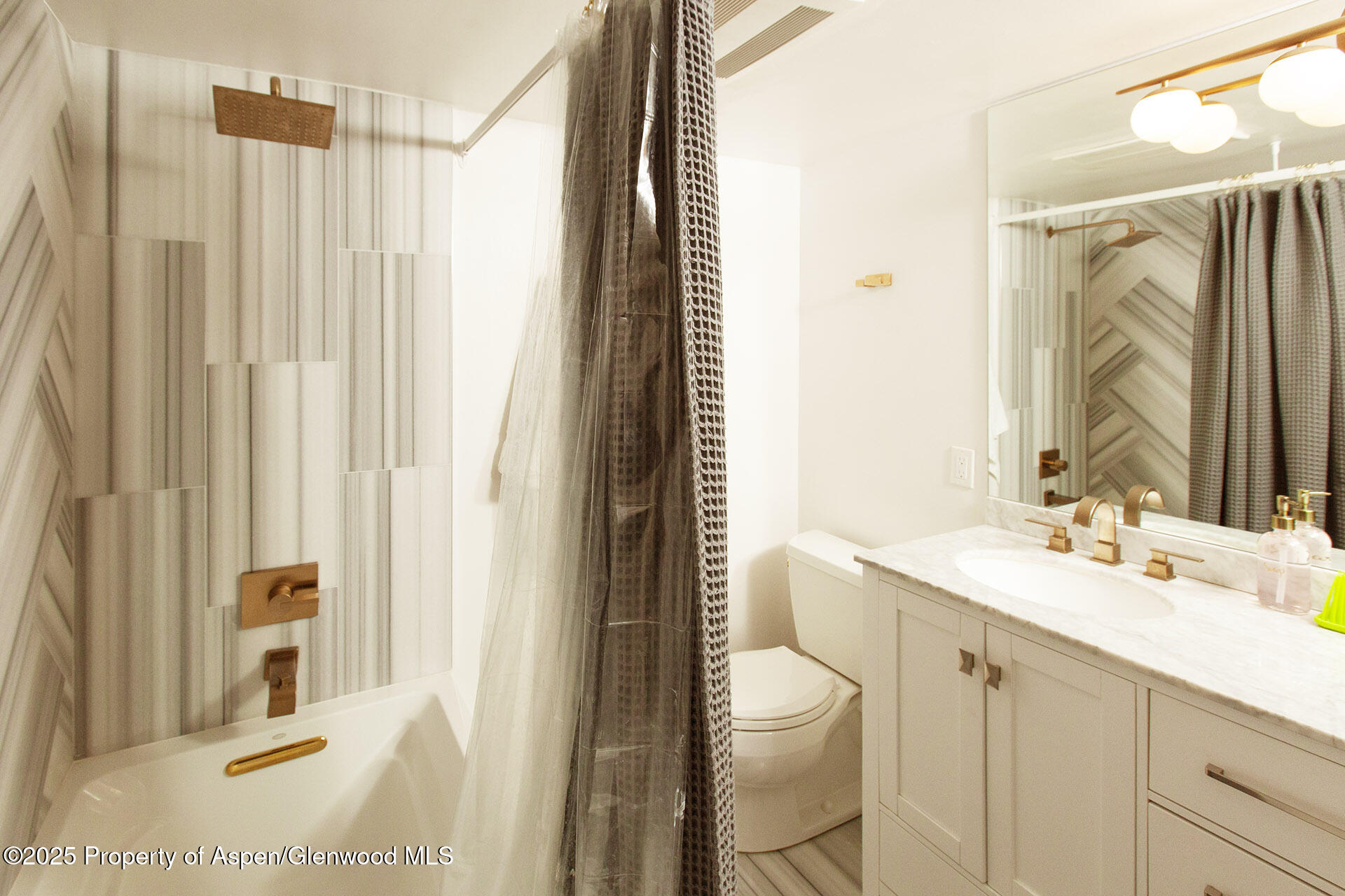 1039 E Cooper Avenue, 16a Property Photo 26