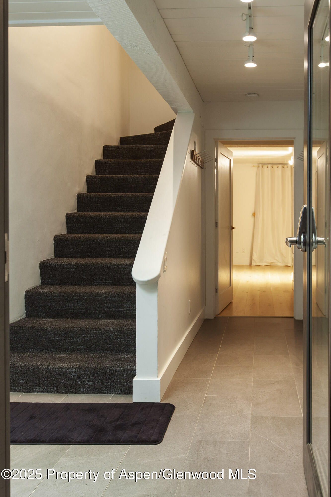 1039 E Cooper Avenue, 16a Property Photo 30