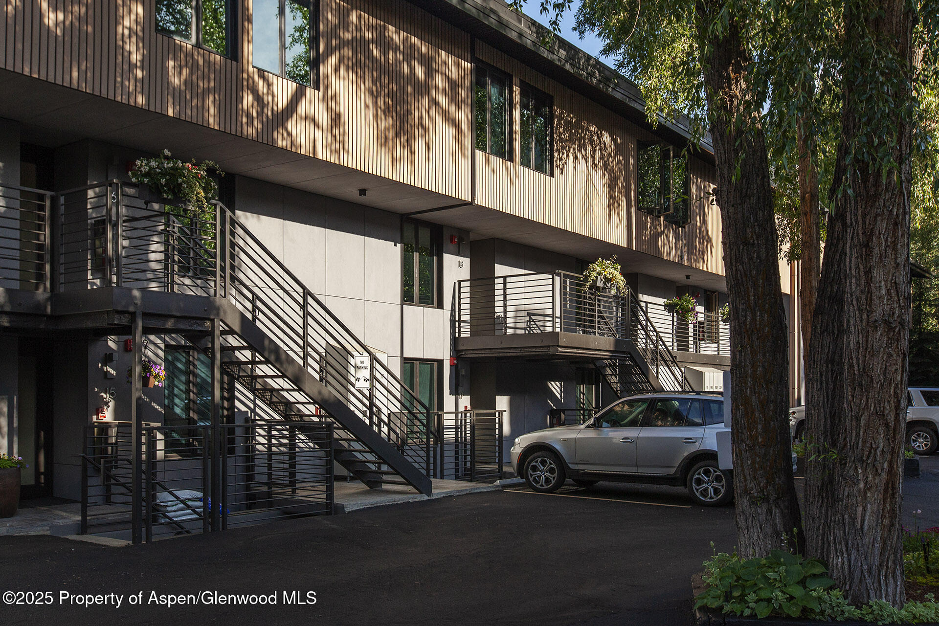 1039 E Cooper Avenue, 16a Property Photo 36