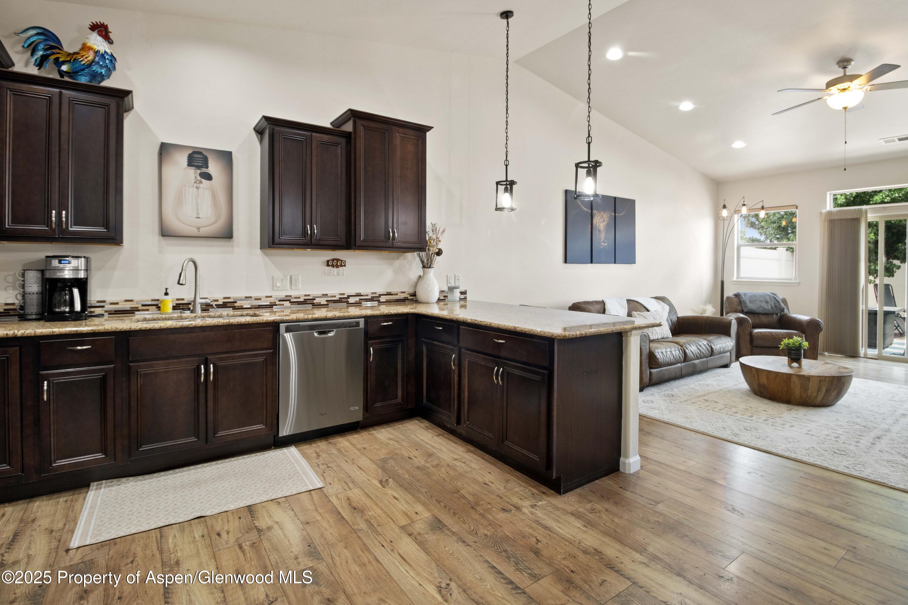 580 Rio Grande Drive, Unit A Property Photo 5