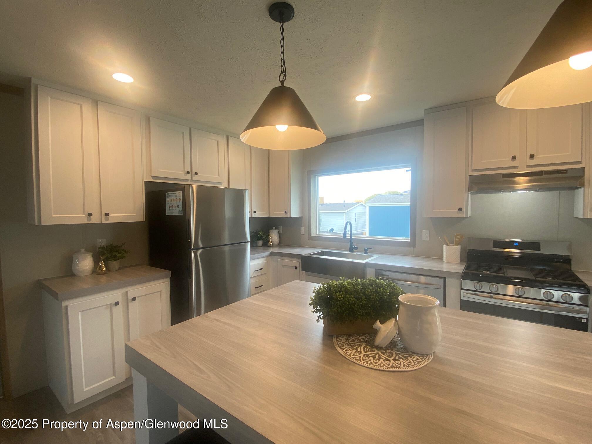 16 Bent Creek Circle Property Photo 4