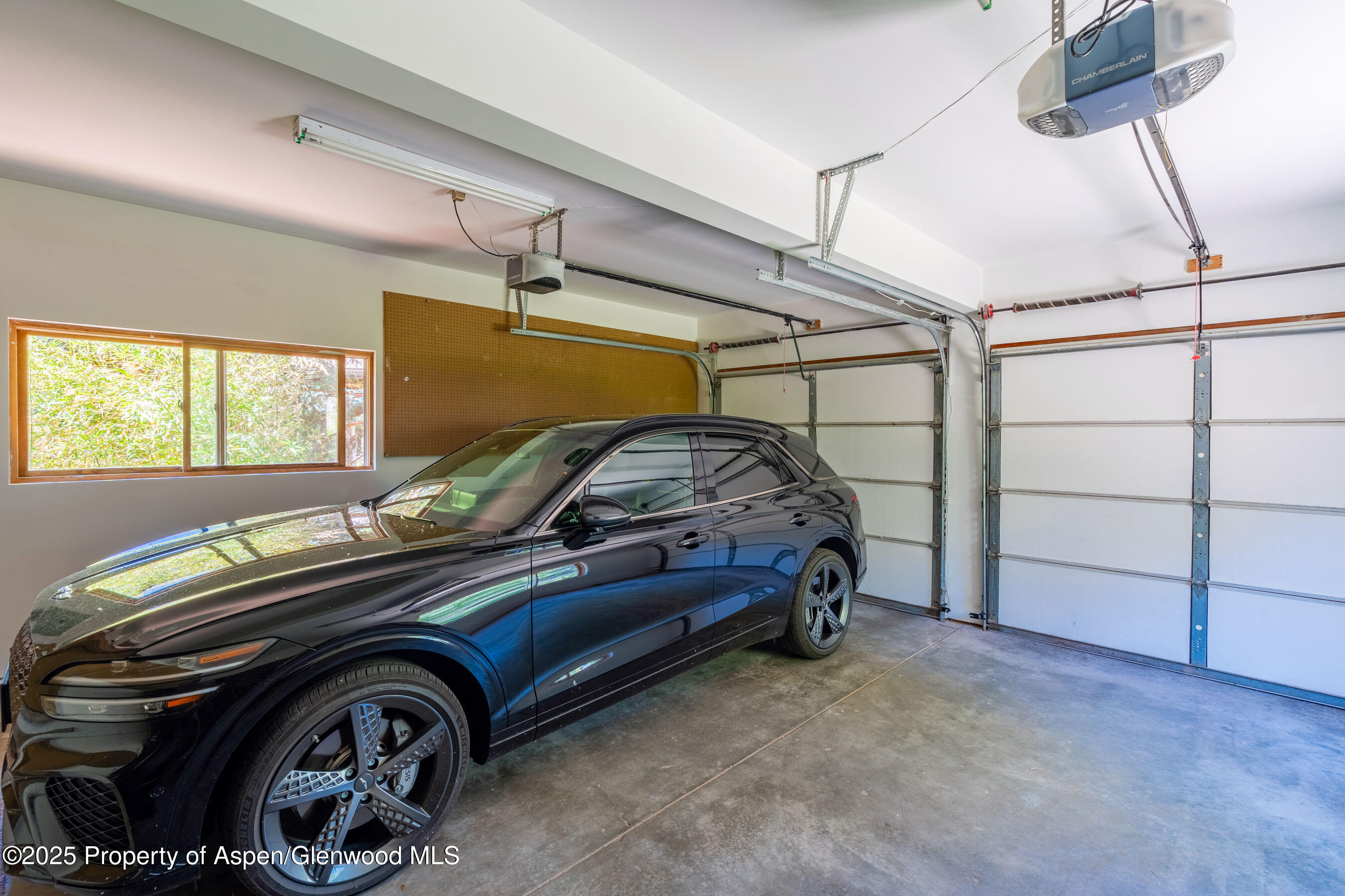 90 River Cove Property Photo 14