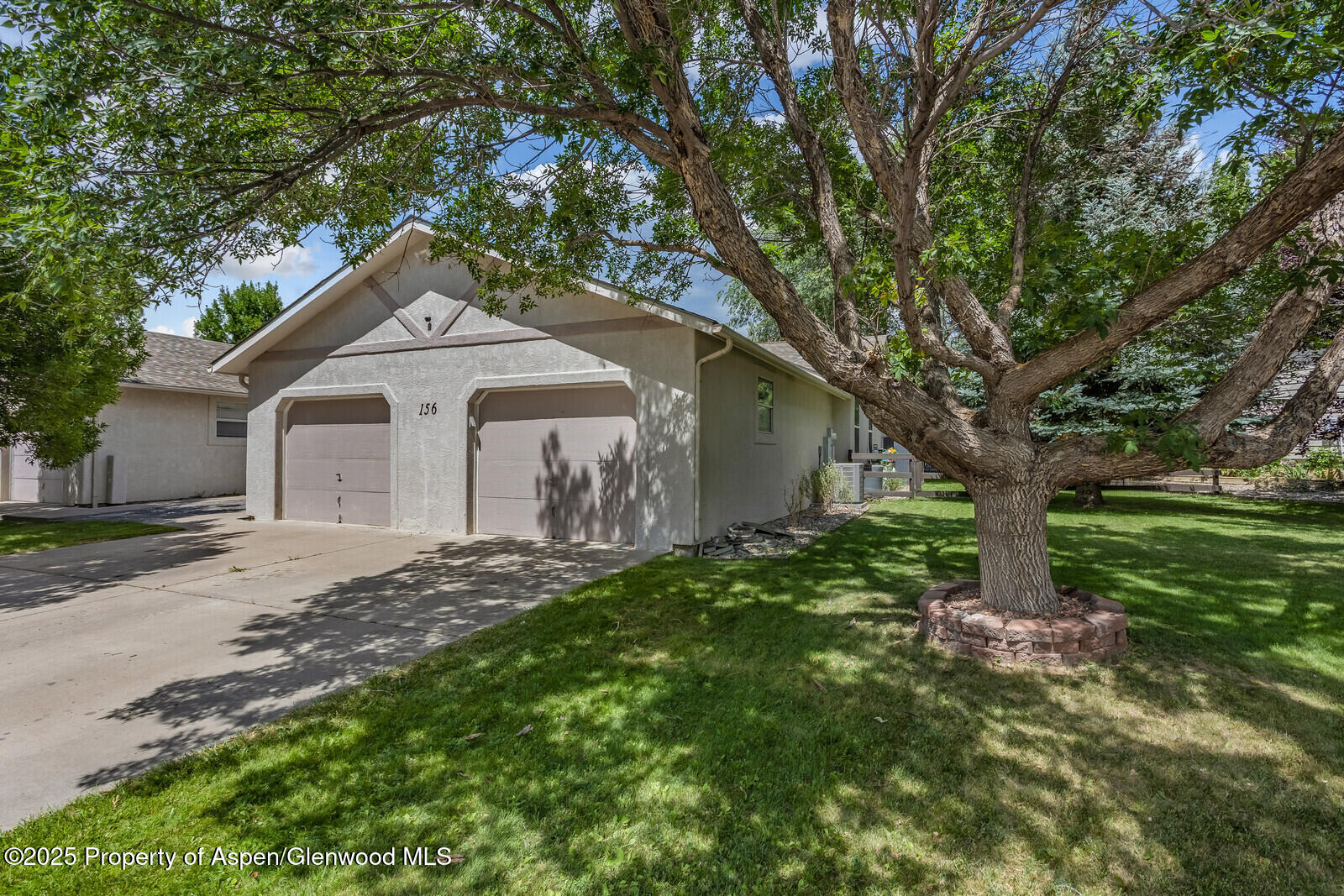 156 S Golden Drive Property Photo 1