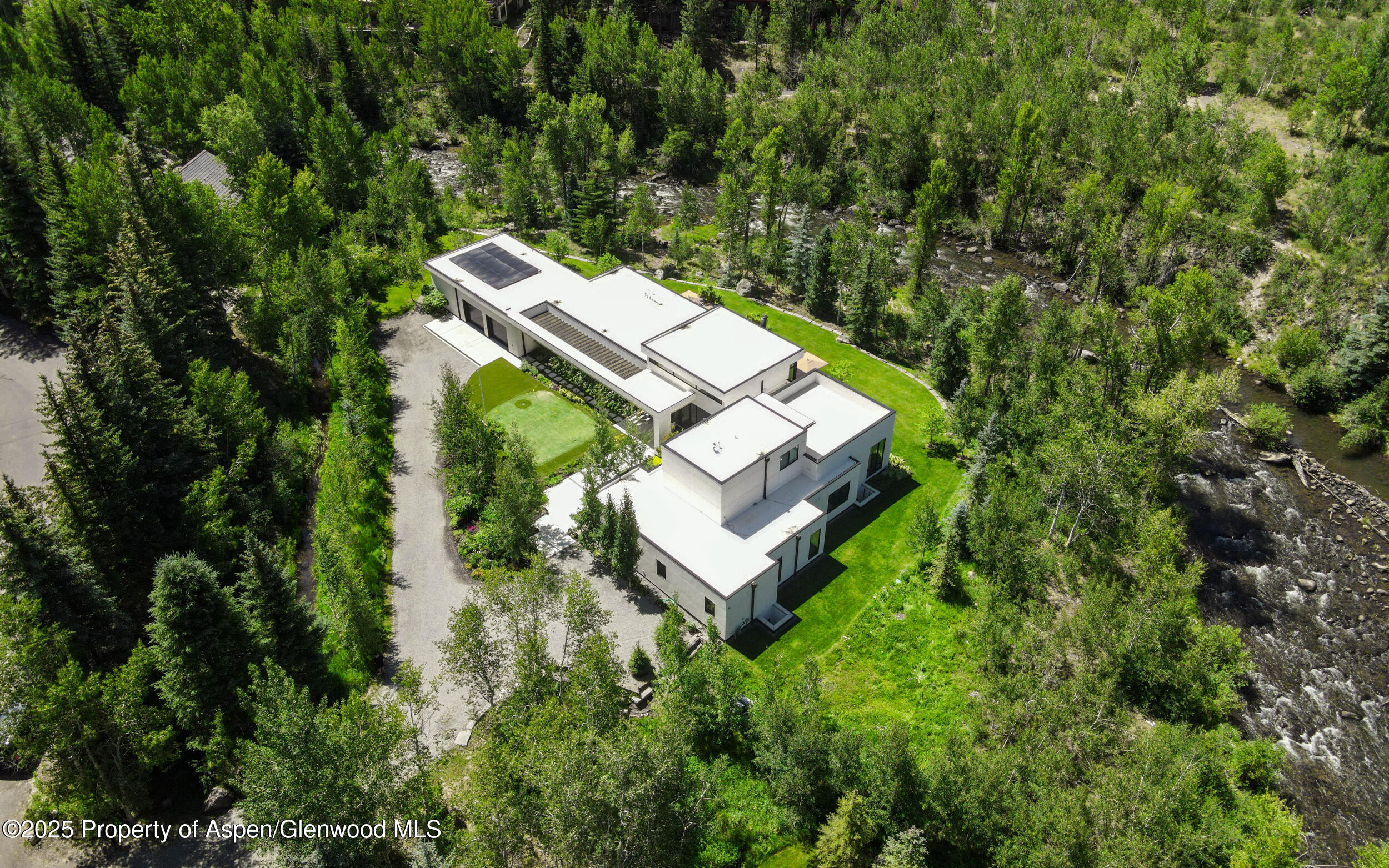 1411 Crystal Lake Road Property Photo 2