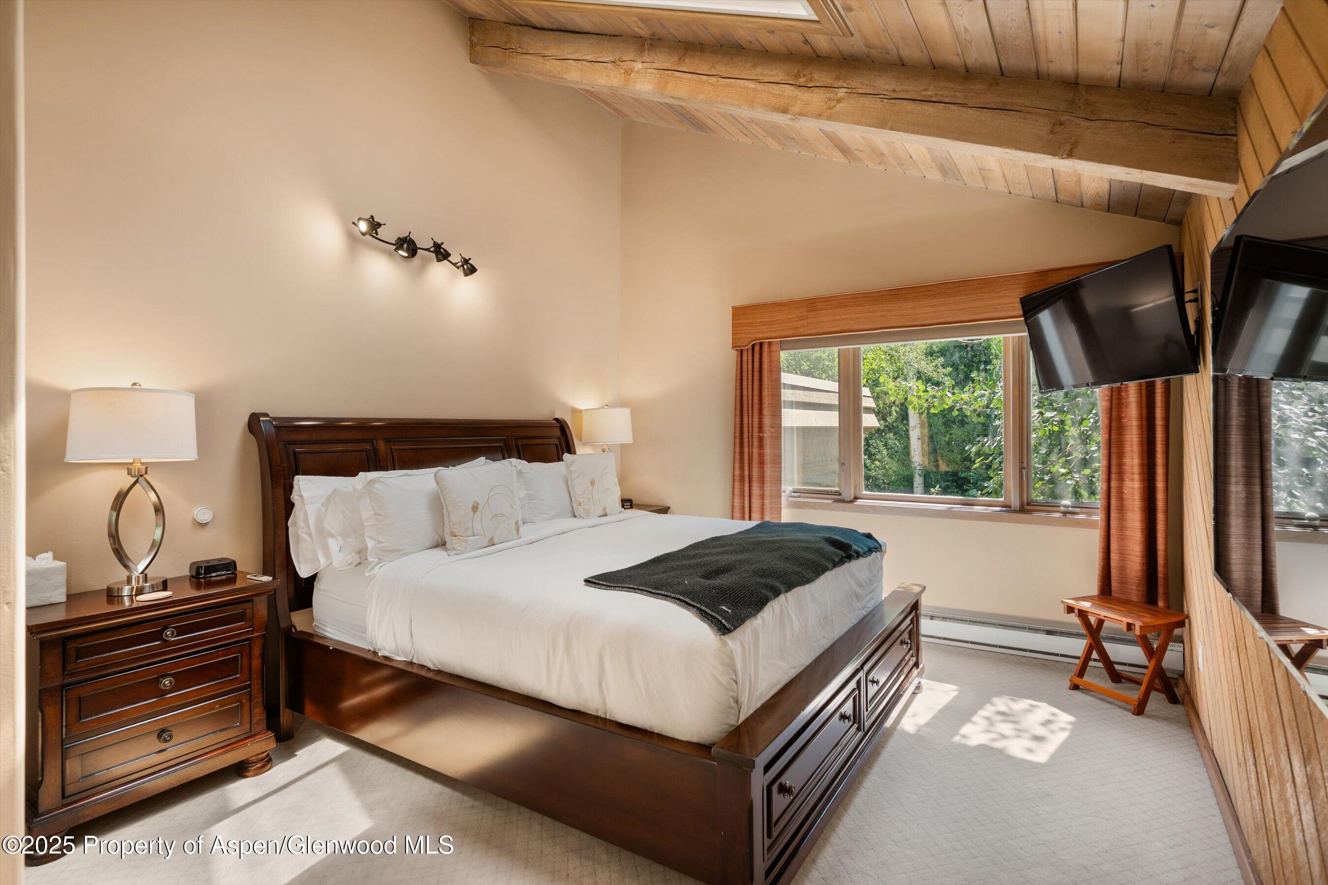 473 Creek Lane Property Photo 49