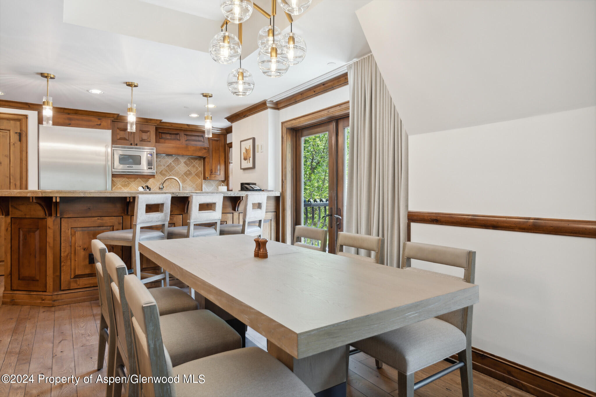 415 E Dean St, Unit 44b Property Photo 6