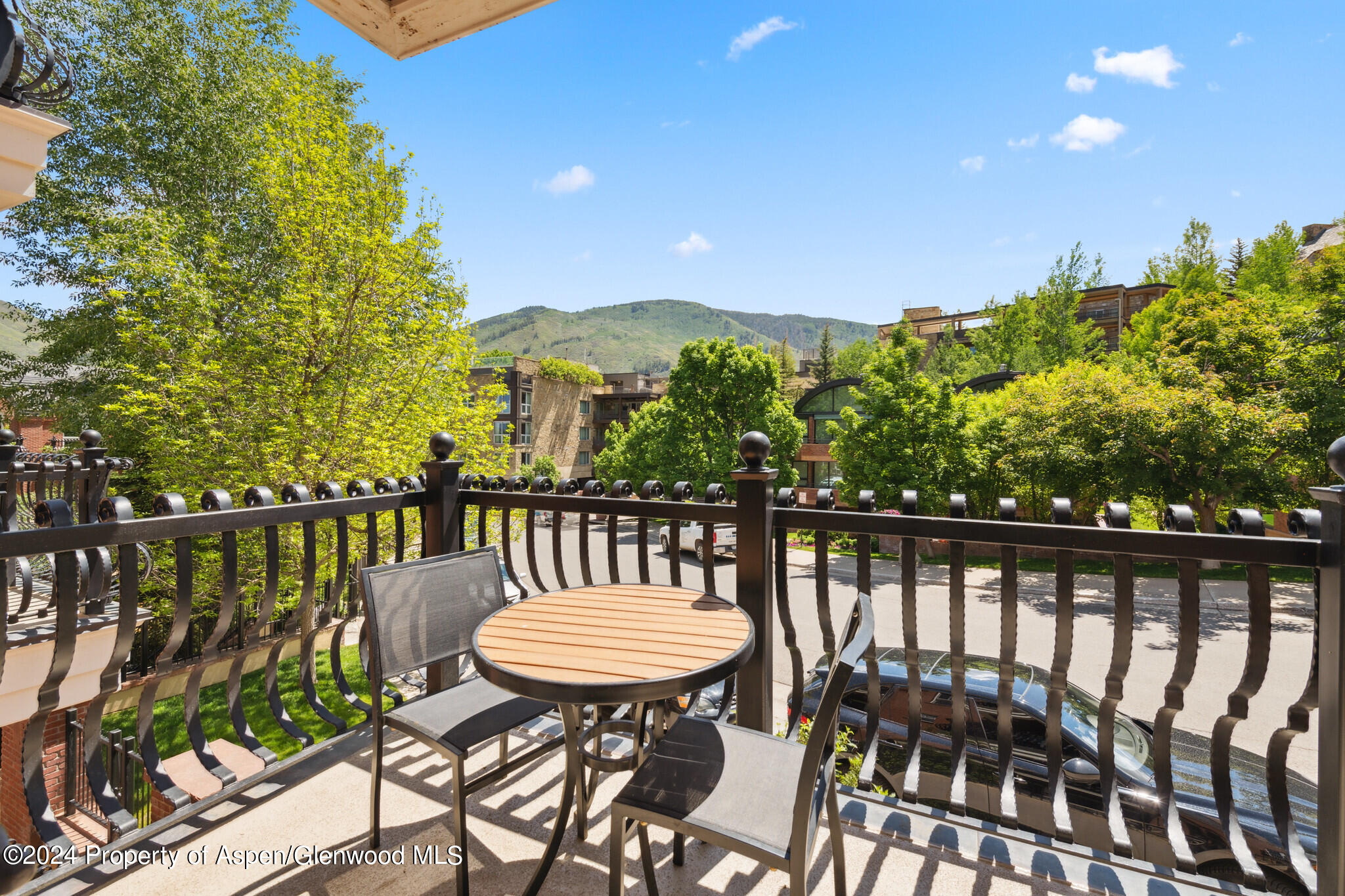 415 E Dean St, Unit 44b Property Photo 14