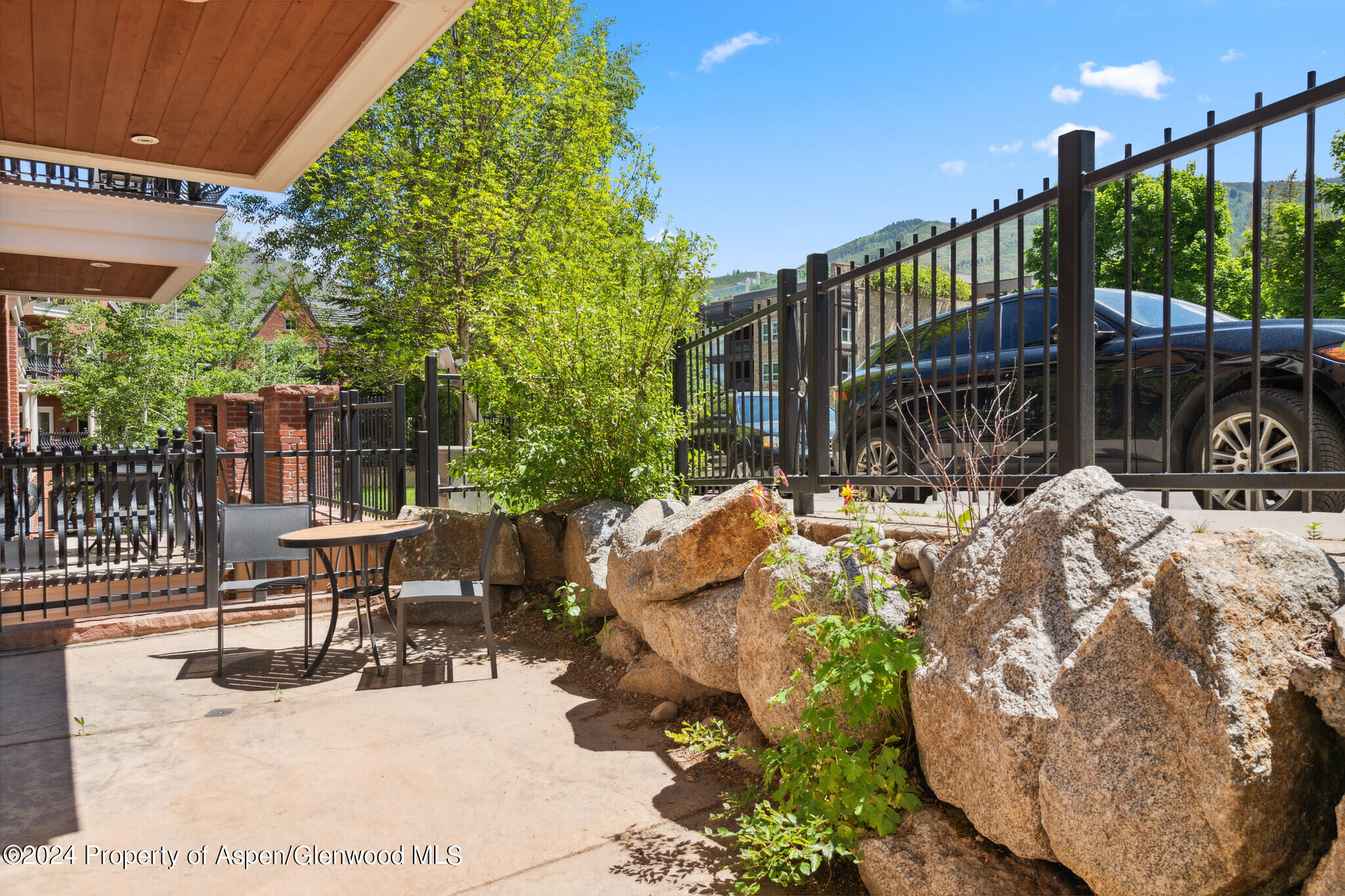 415 E Dean St, Unit 44b Property Photo 16