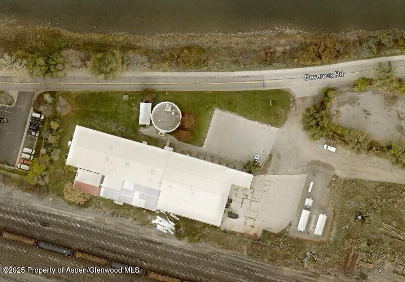 1420 Devereux Road Property Photo 1