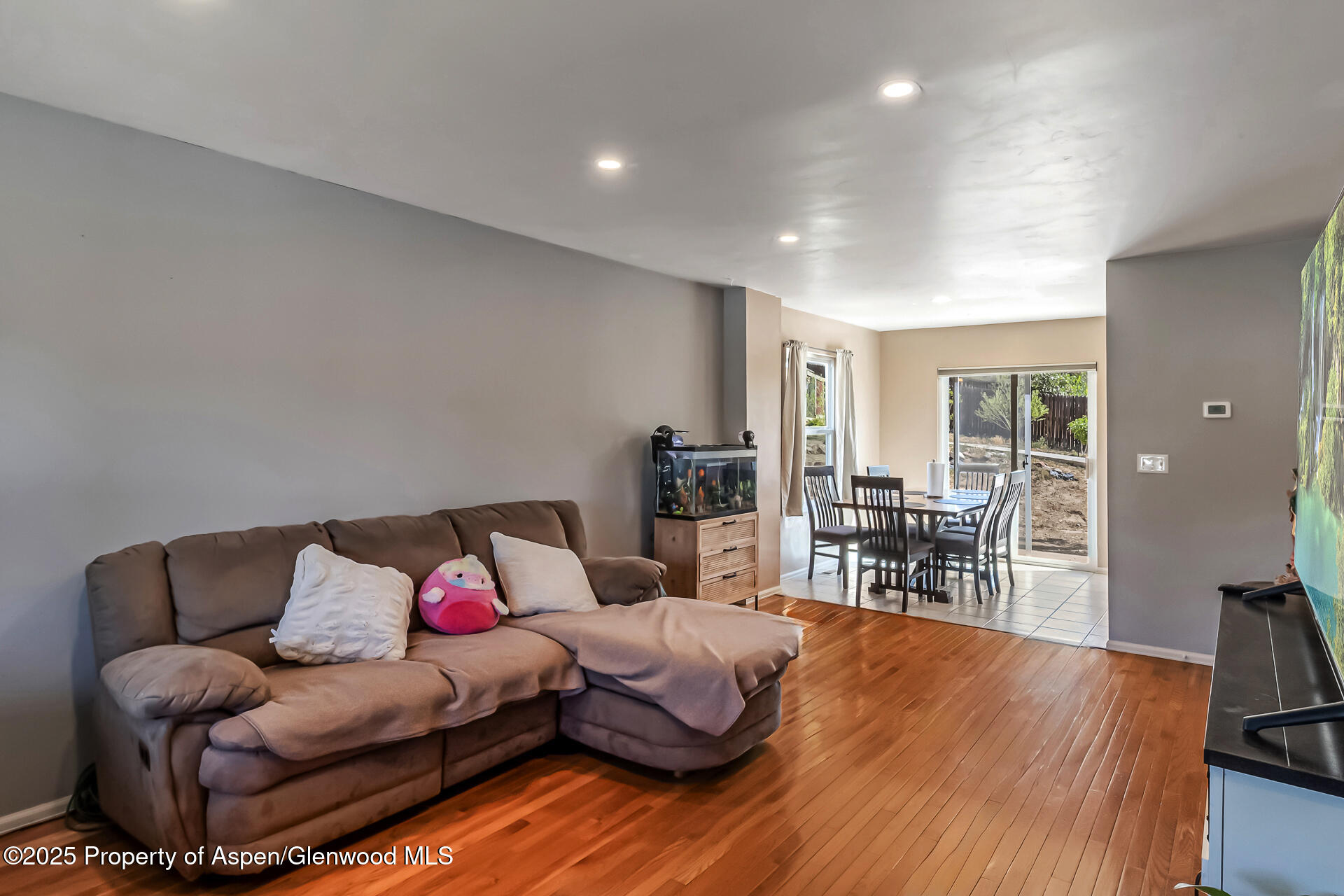 2618 Apache Court Property Photo 8