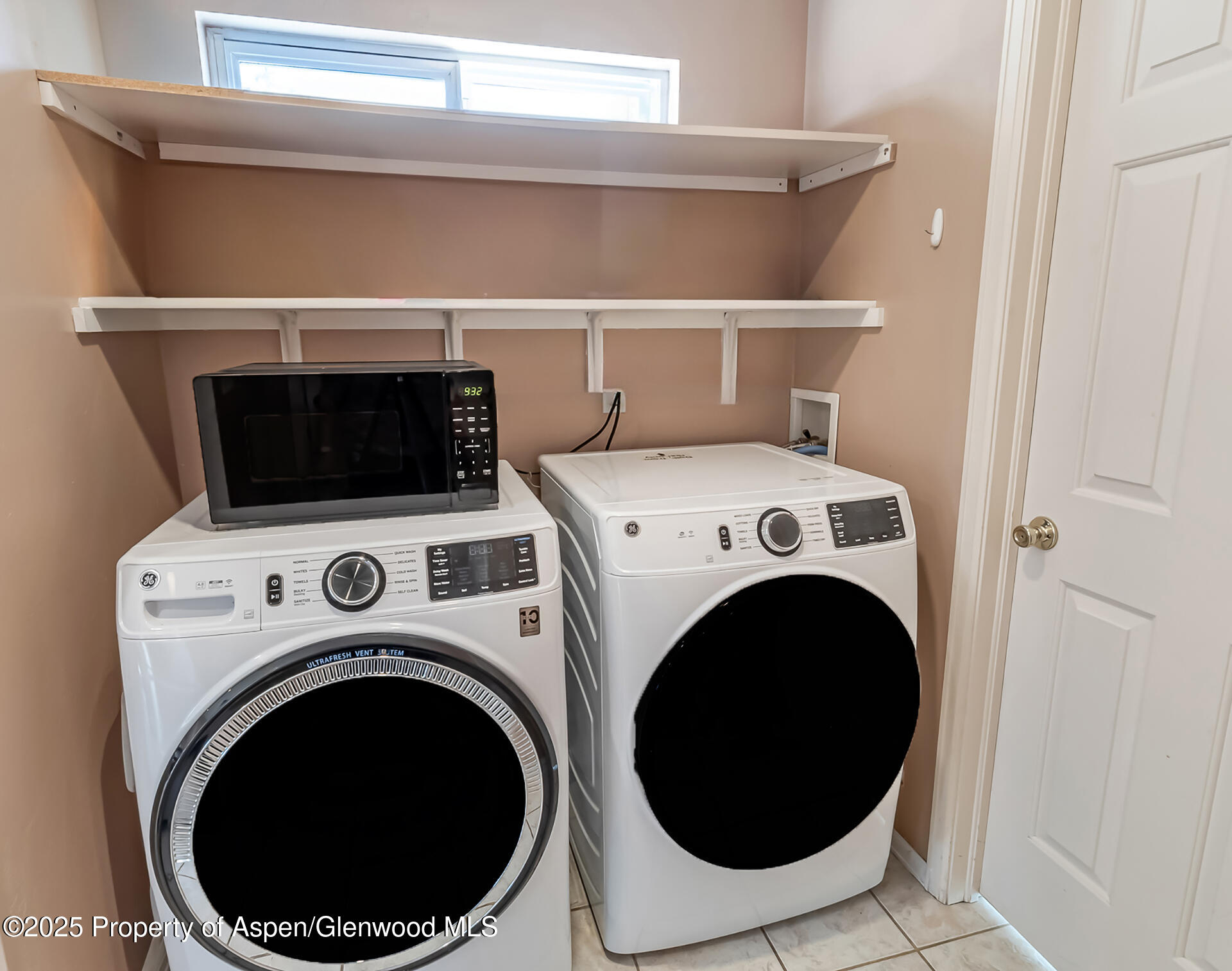 2618 Apache Court Property Photo 21