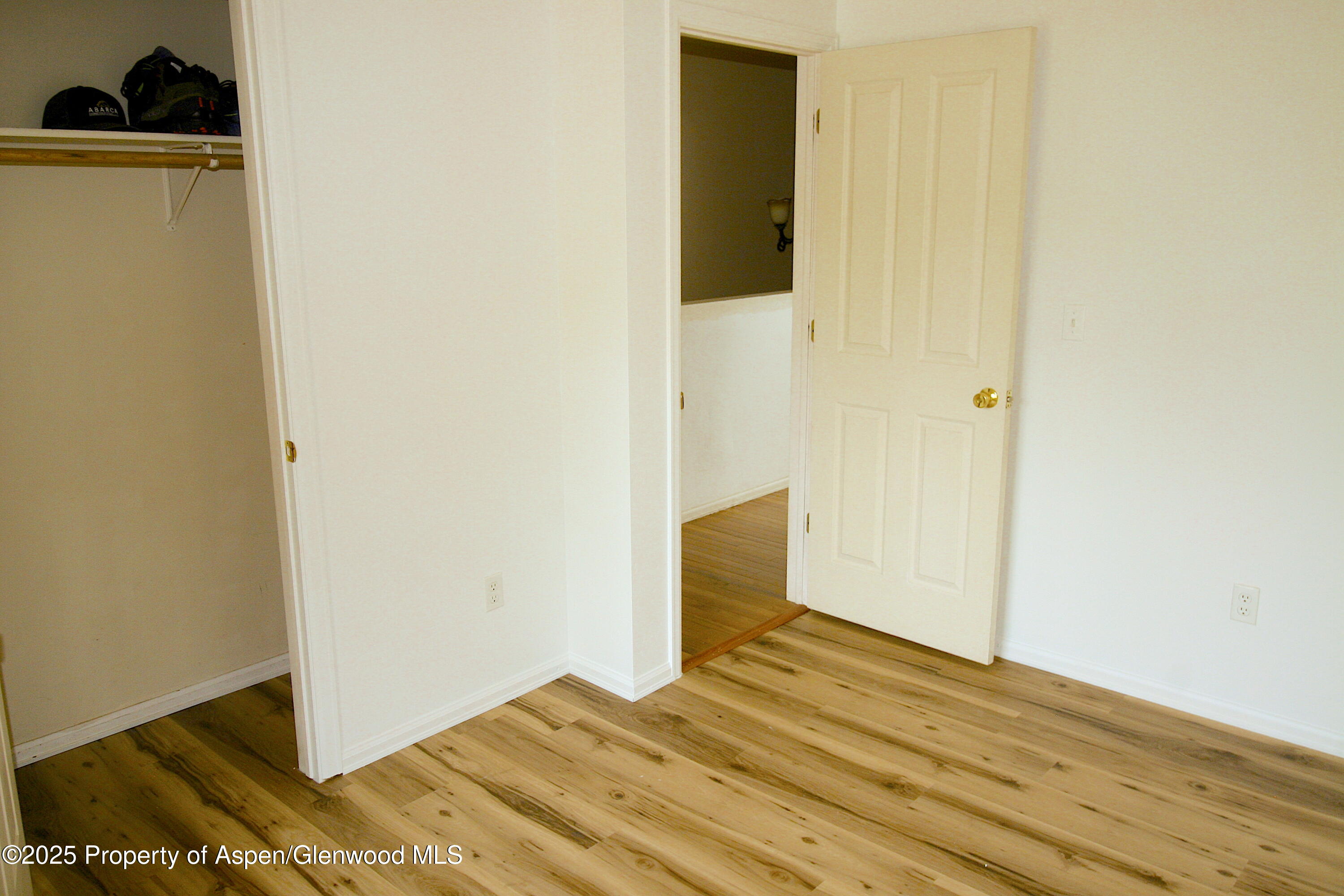 2618 Apache Court Property Photo 34