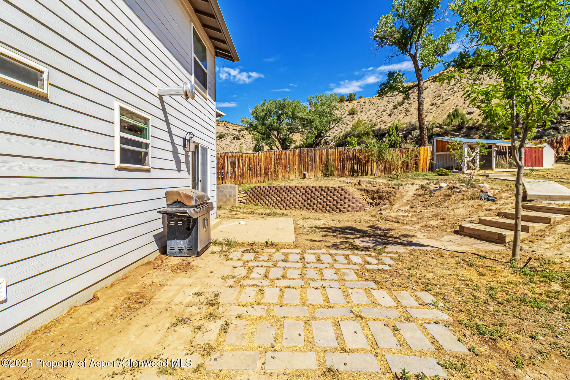 2618 Apache Court Property Photo 44