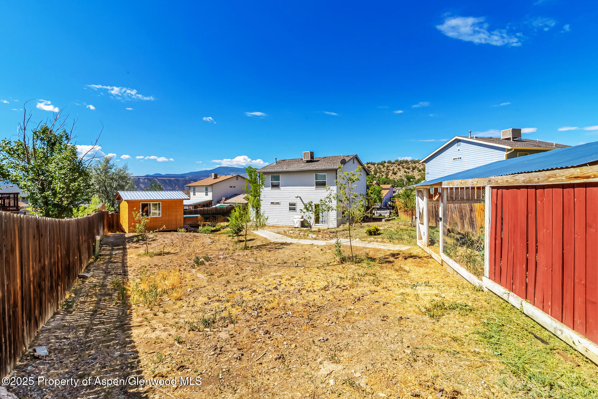 2618 Apache Court Property Photo 46