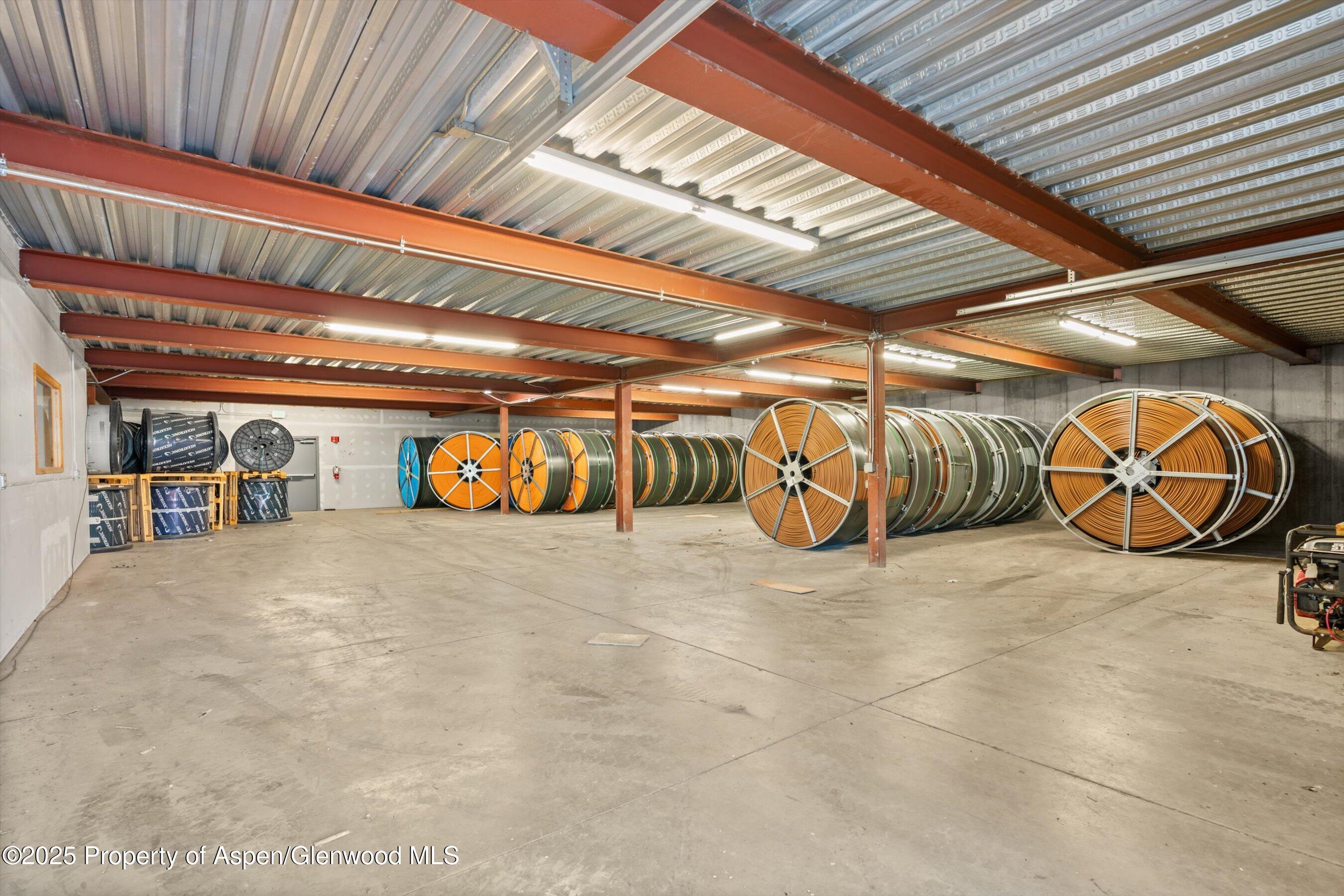 6420 335 County Road, Unit E Property Photo 1