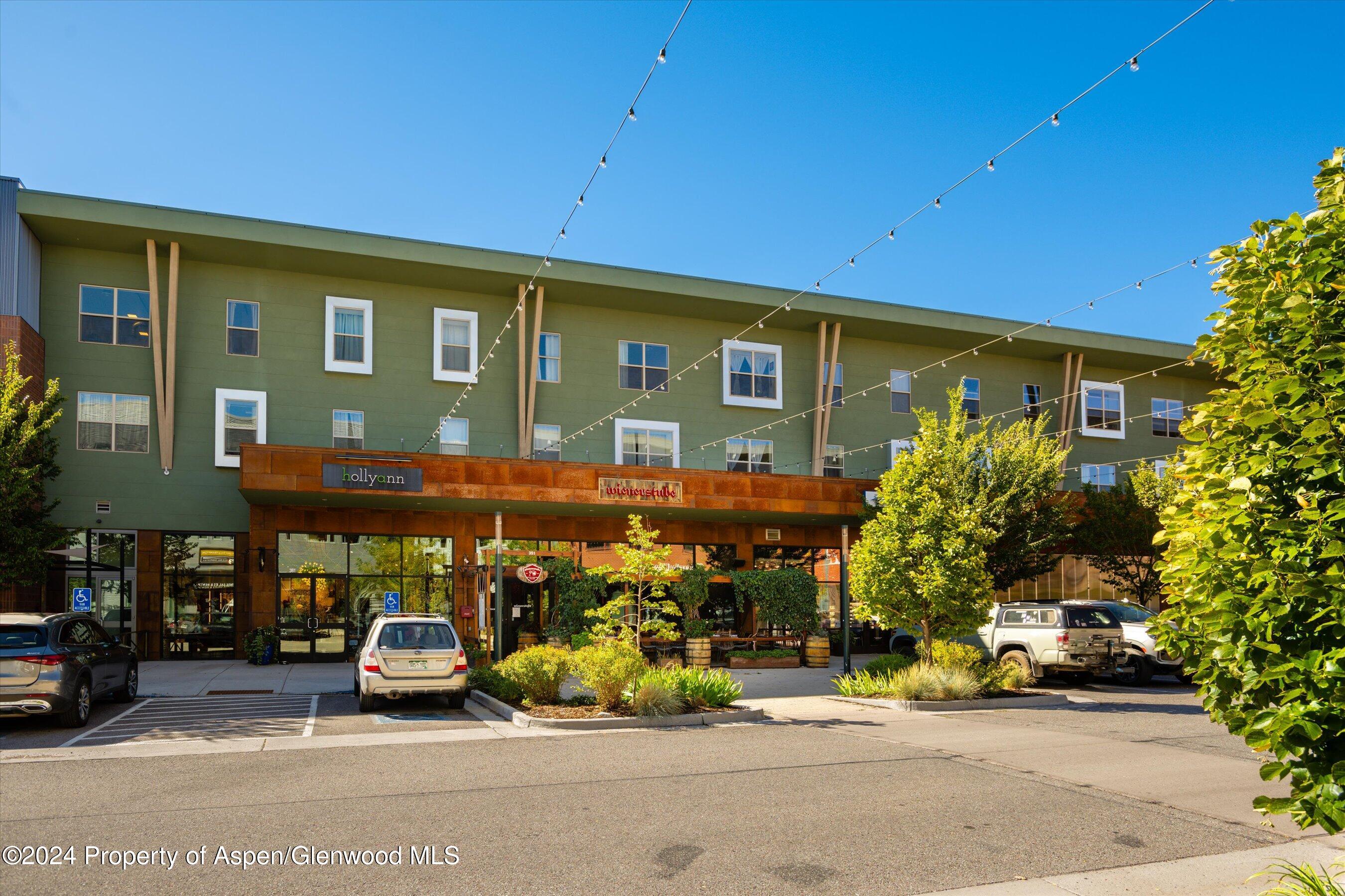 351 Market Street Property Photo