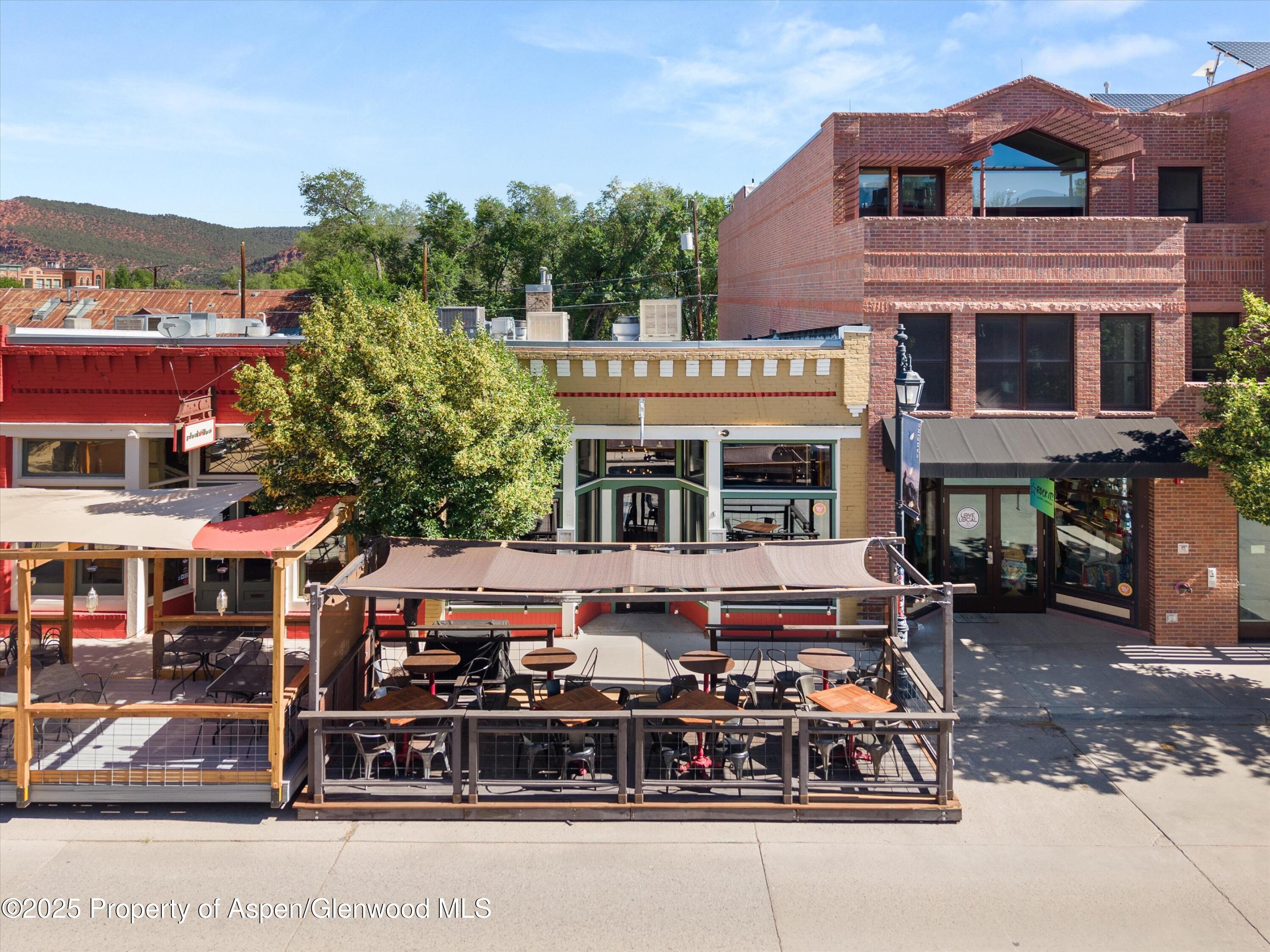 335 Main Street Street Property Photo