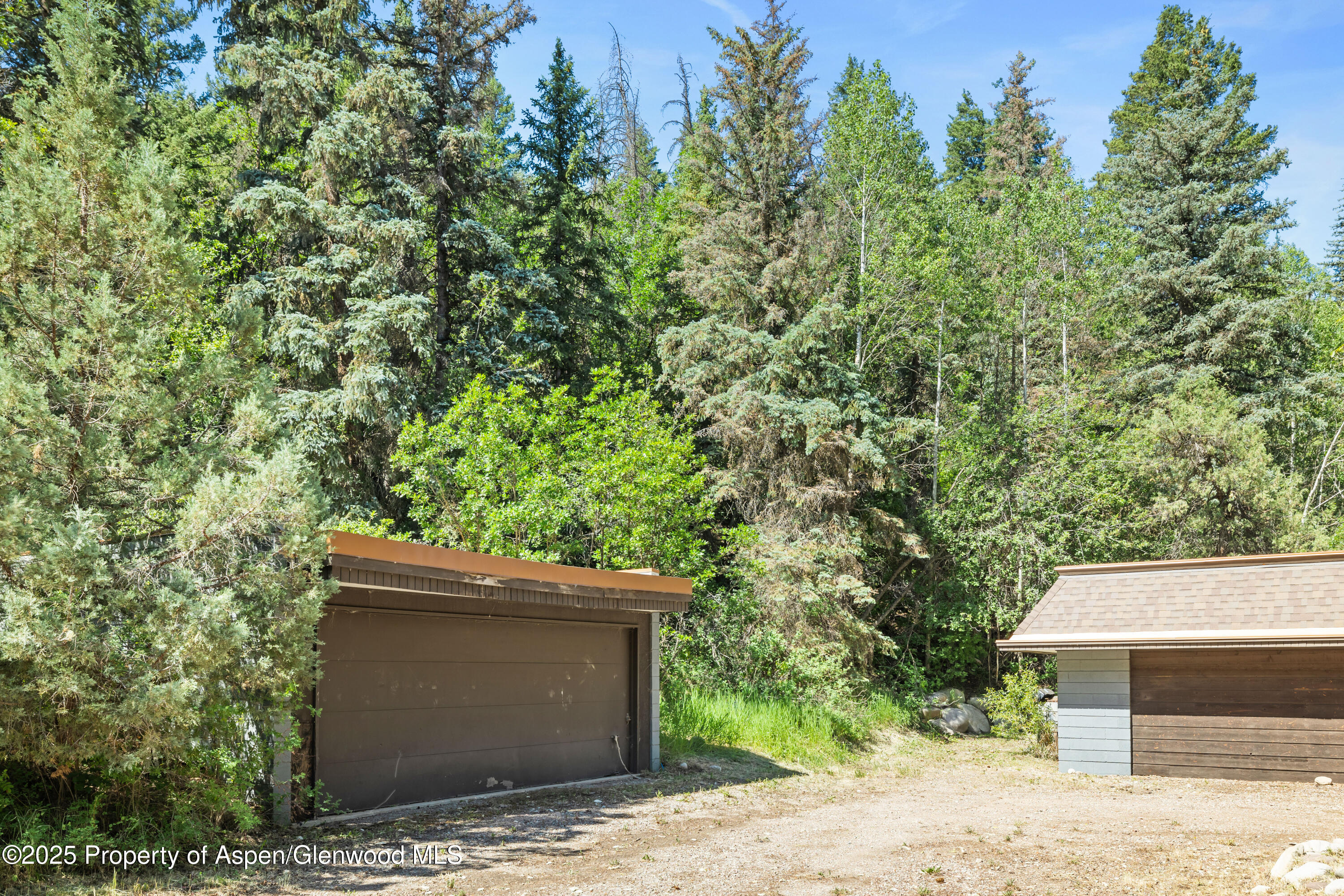 820 Twining Flats Road Property Photo 4