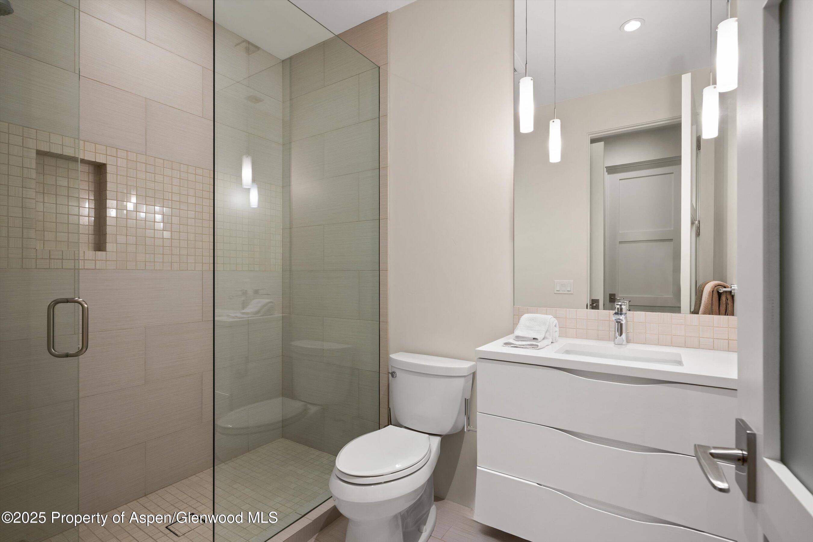 753 Promontory Lane Property Photo 28