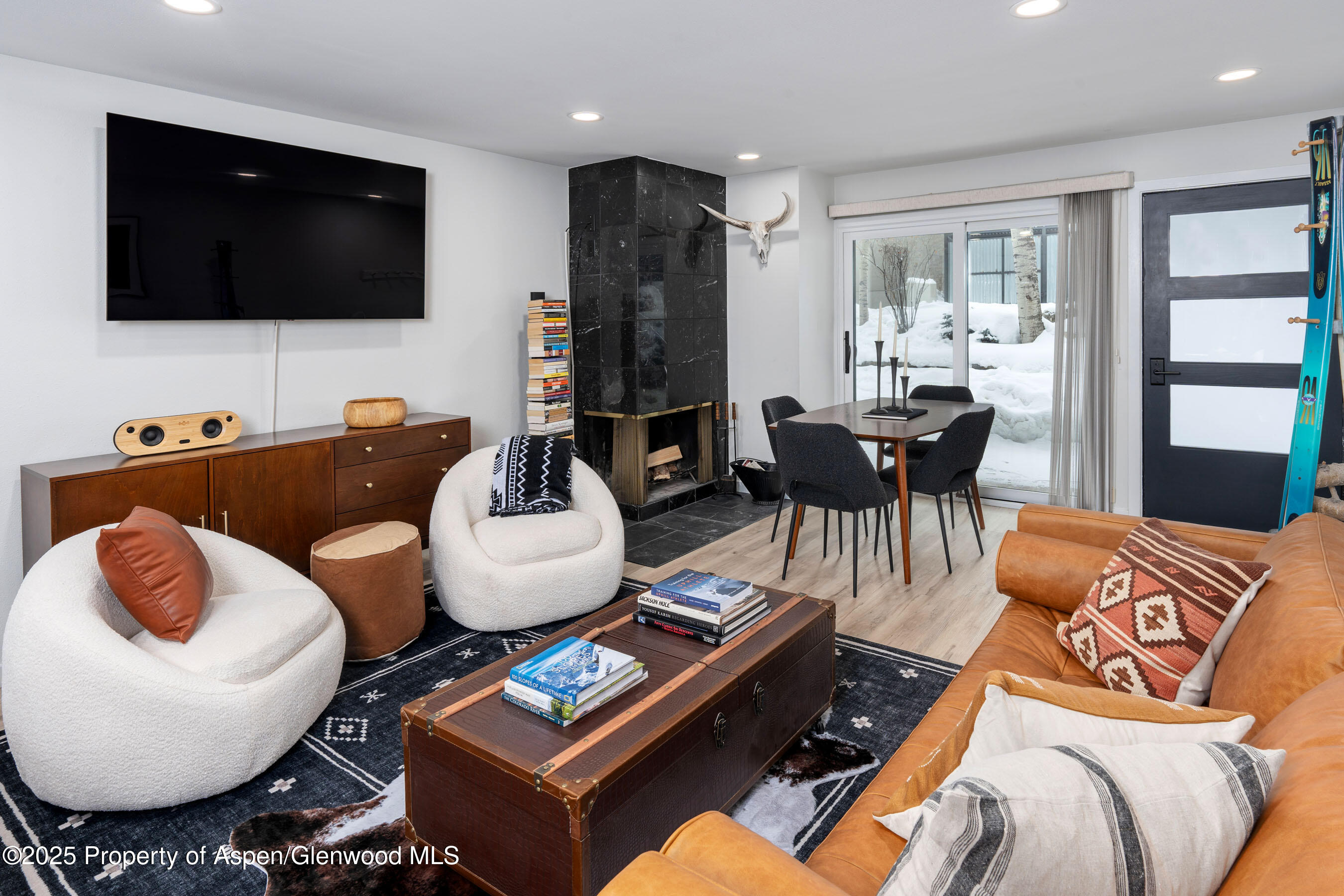 100 E Dean Street, Unit 1-d Property Photo 3