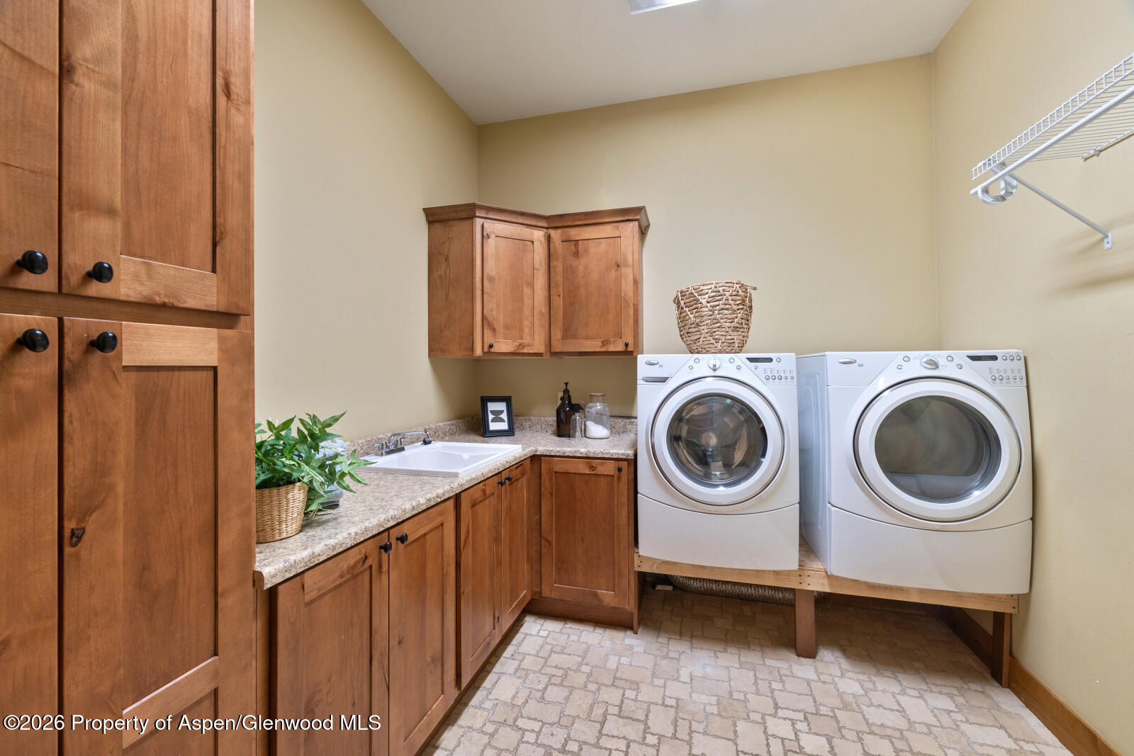 1204 Huebinger Drive Property Photo 38