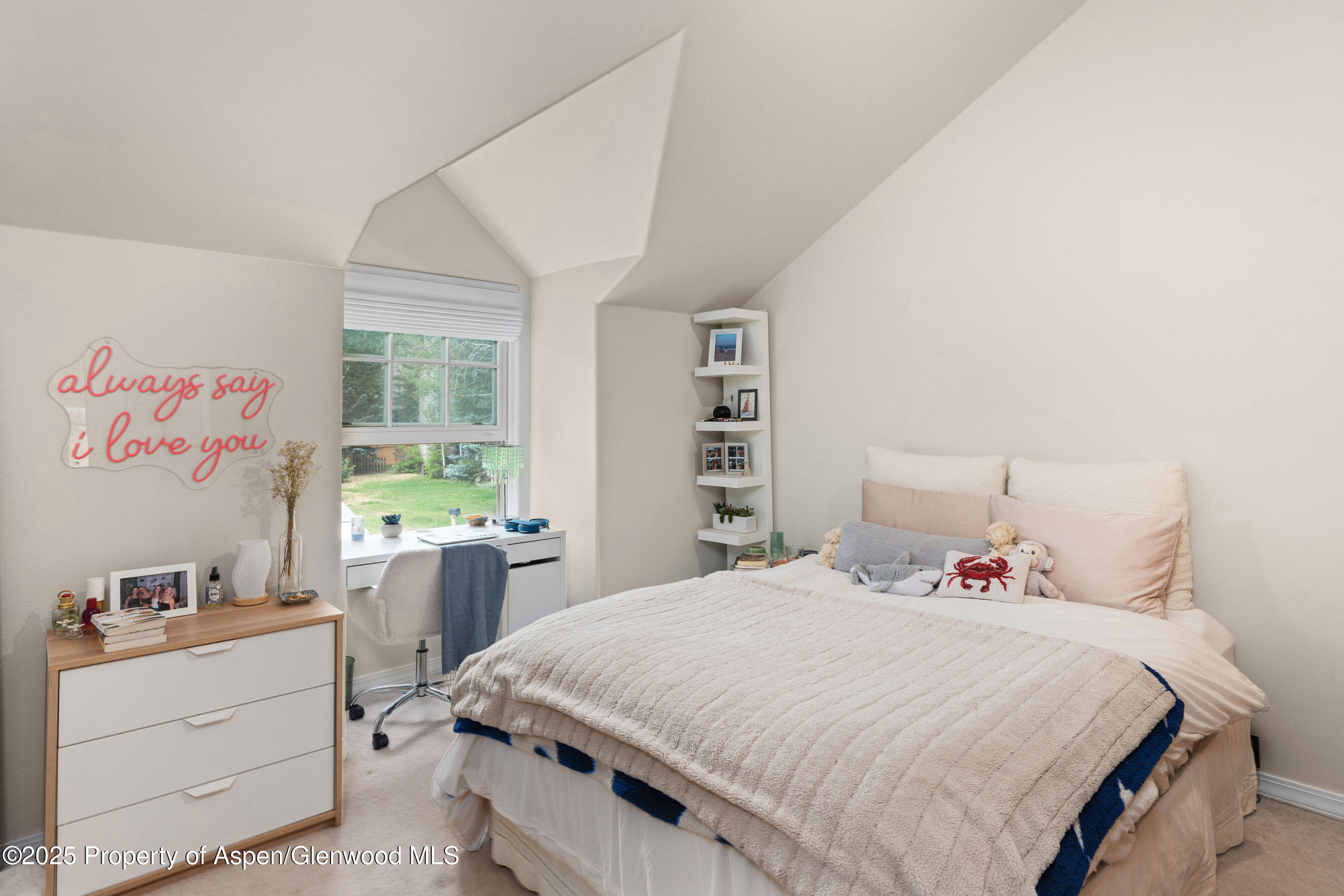755 Hearthstone Drive Property Photo 15