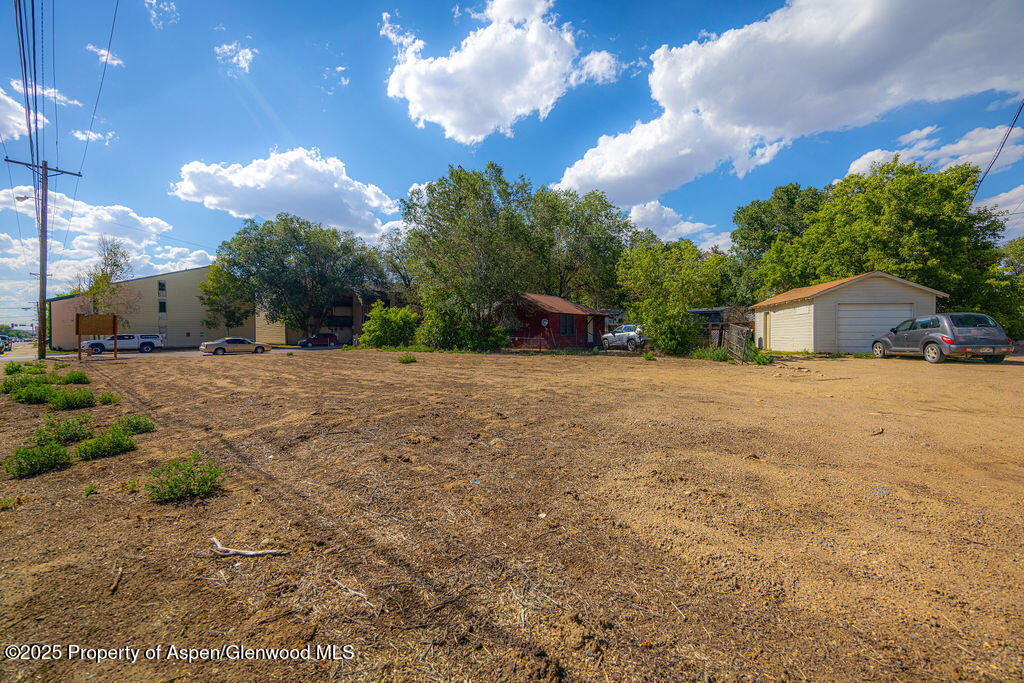 403 Tucker Street Property Photo 4