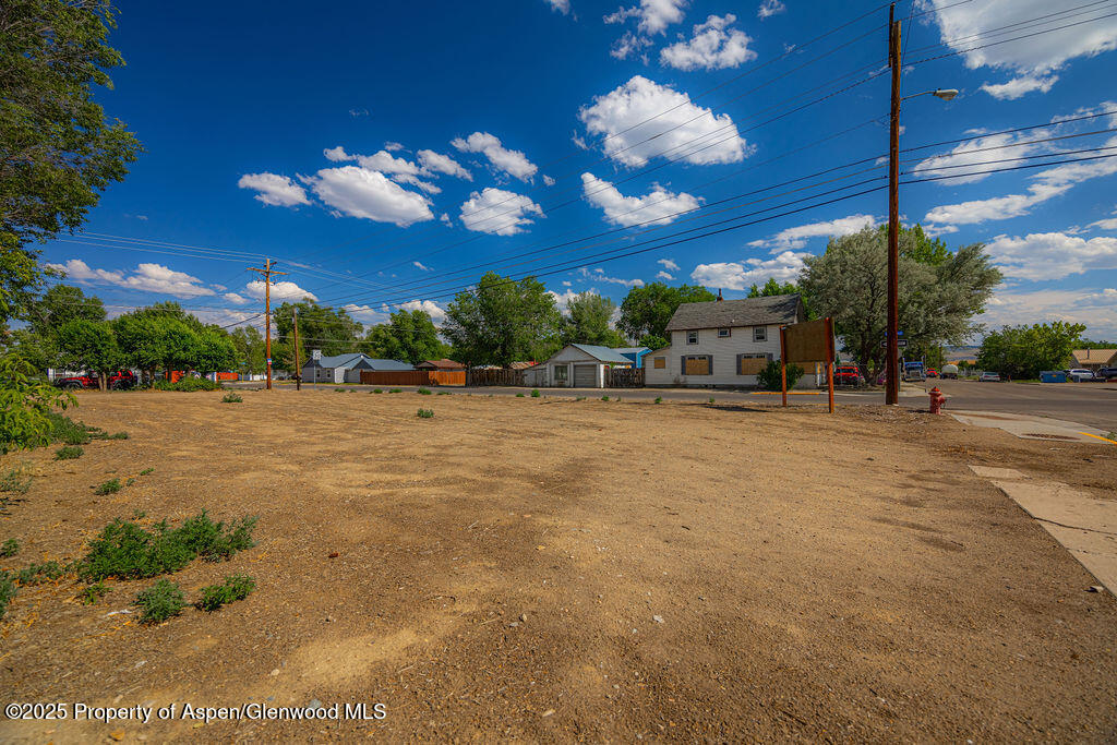 403 Tucker Street Property Photo 5