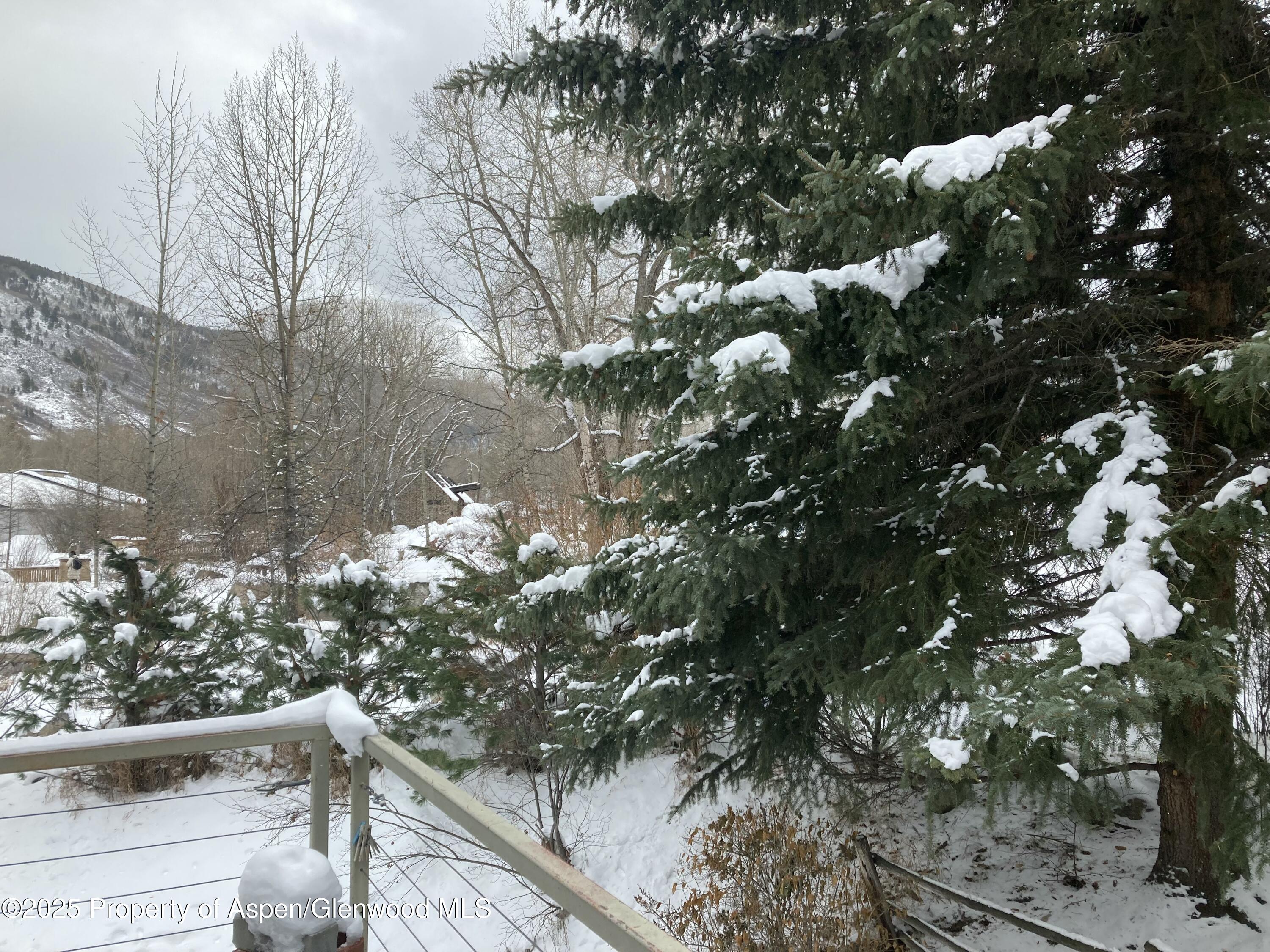 410 N Mill Street Property Photo 10