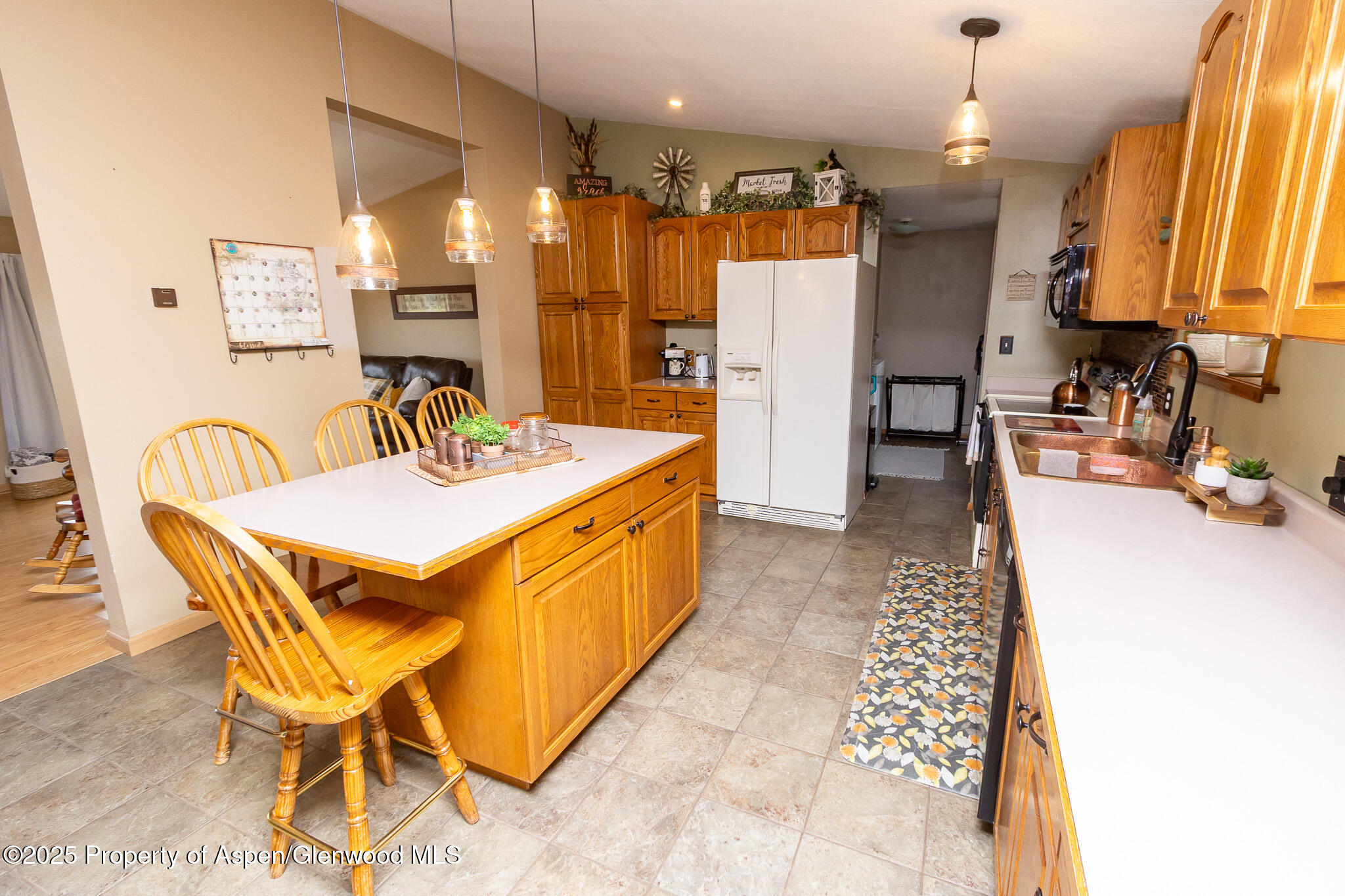 1903 County Road 43 Property Photo 4