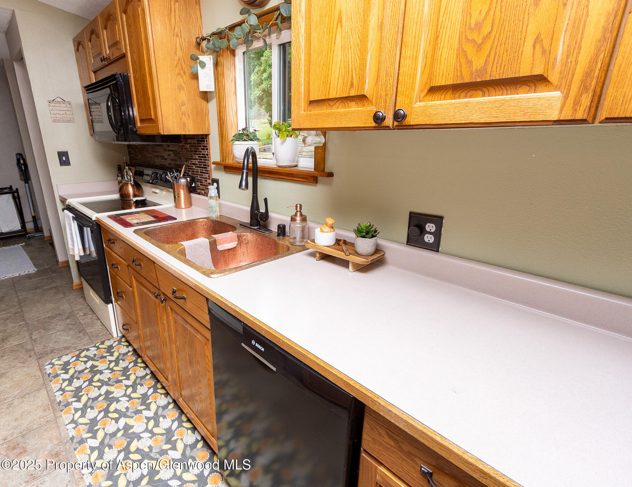 1903 County Road 43 Property Photo 5