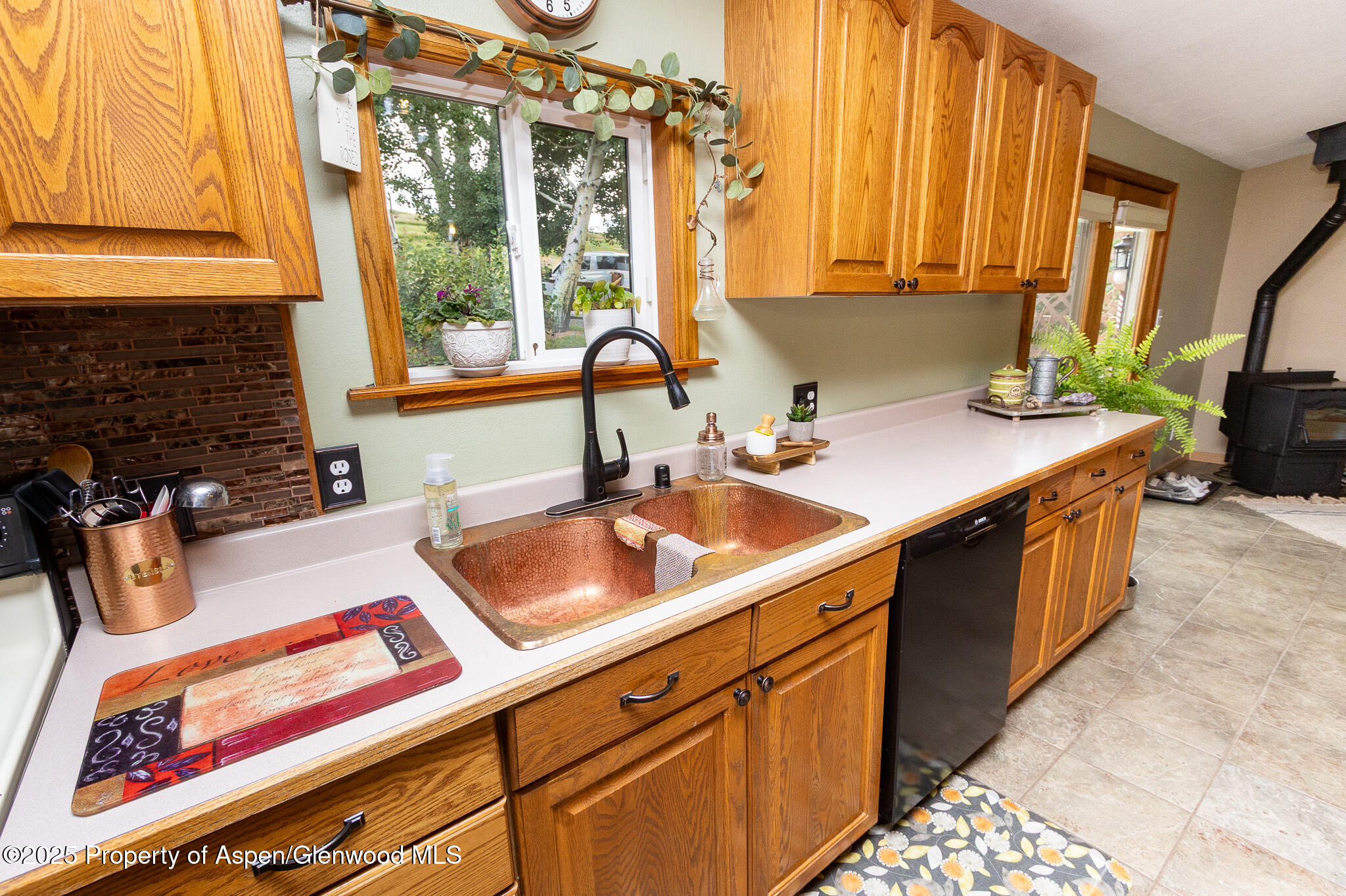 1903 County Road 43 Property Photo 6