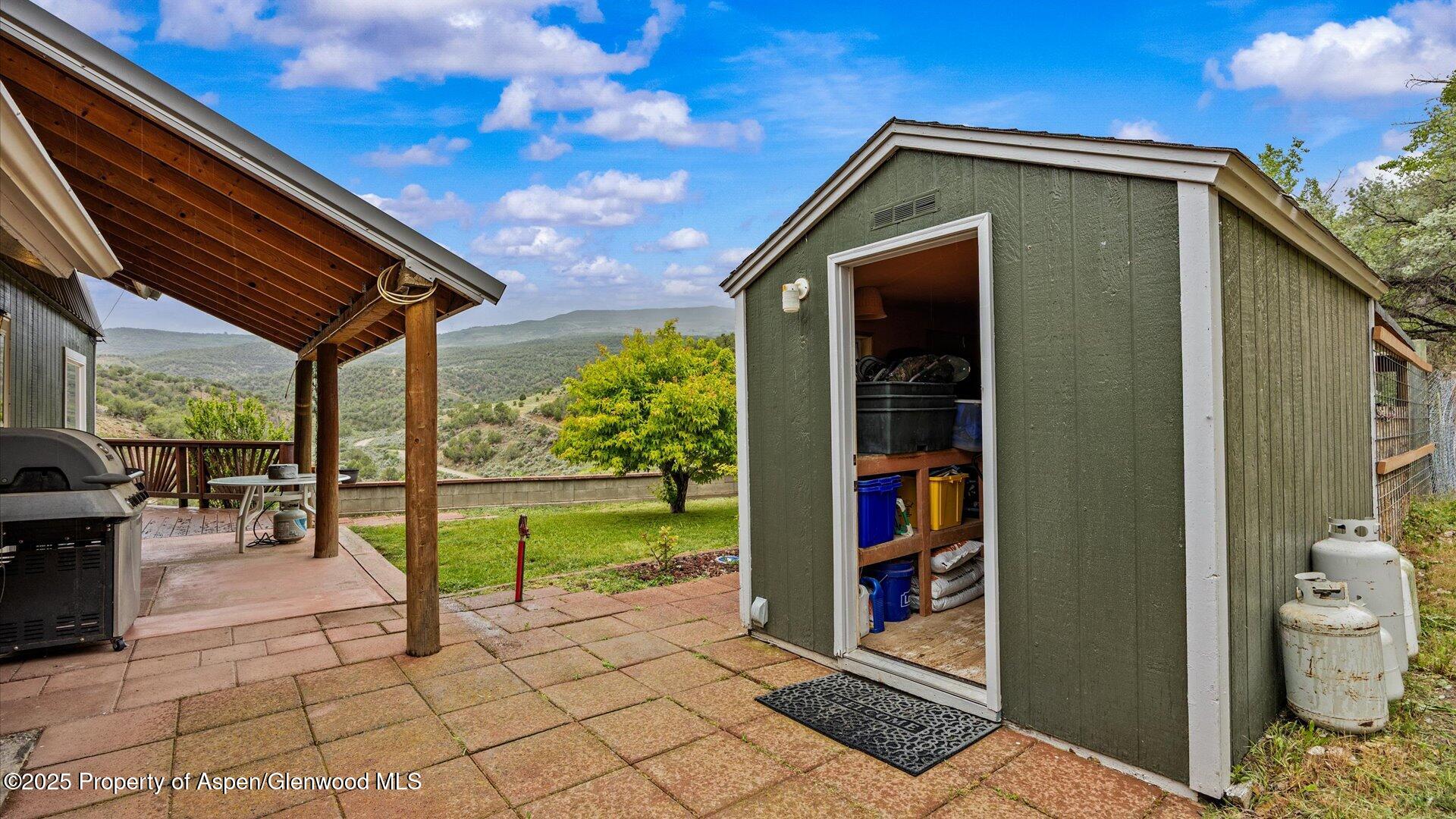 10467 County Road 320 Property Photo 10