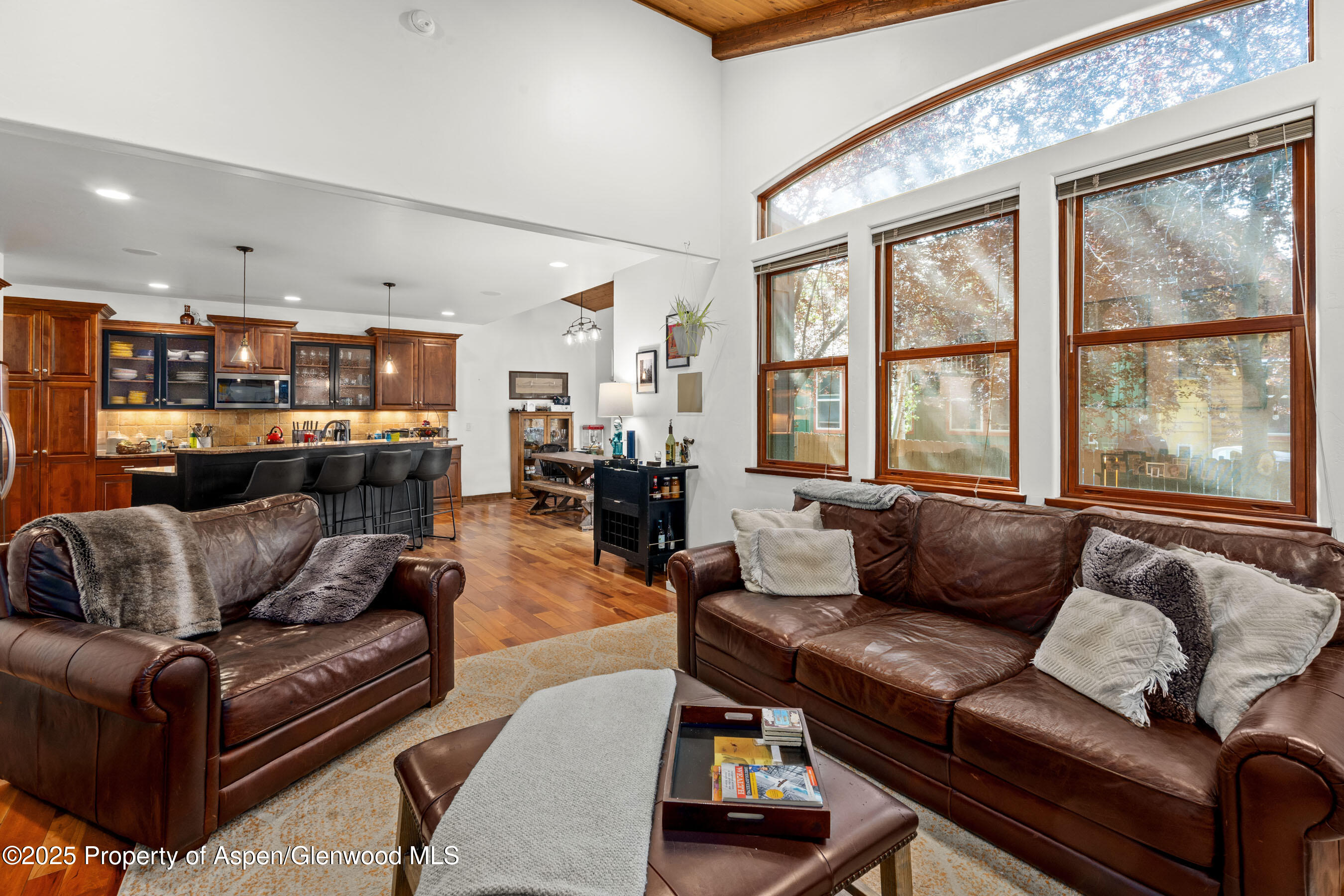 212 Juniper Court Property Photo 6