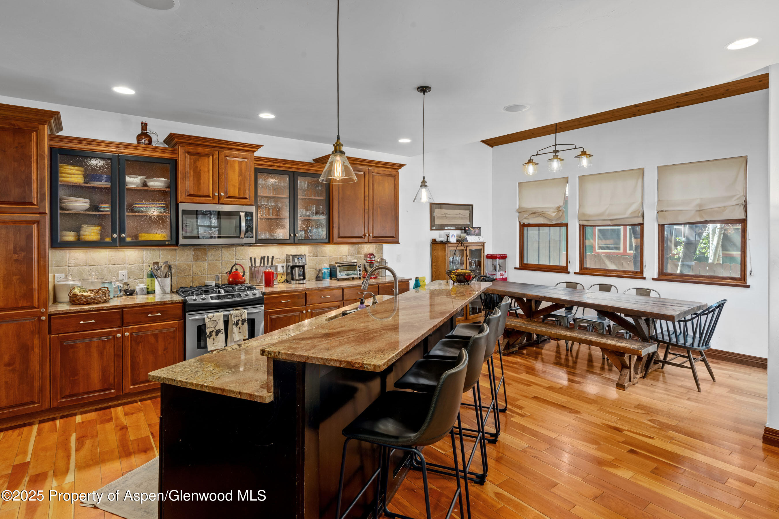 212 Juniper Court Property Photo 7
