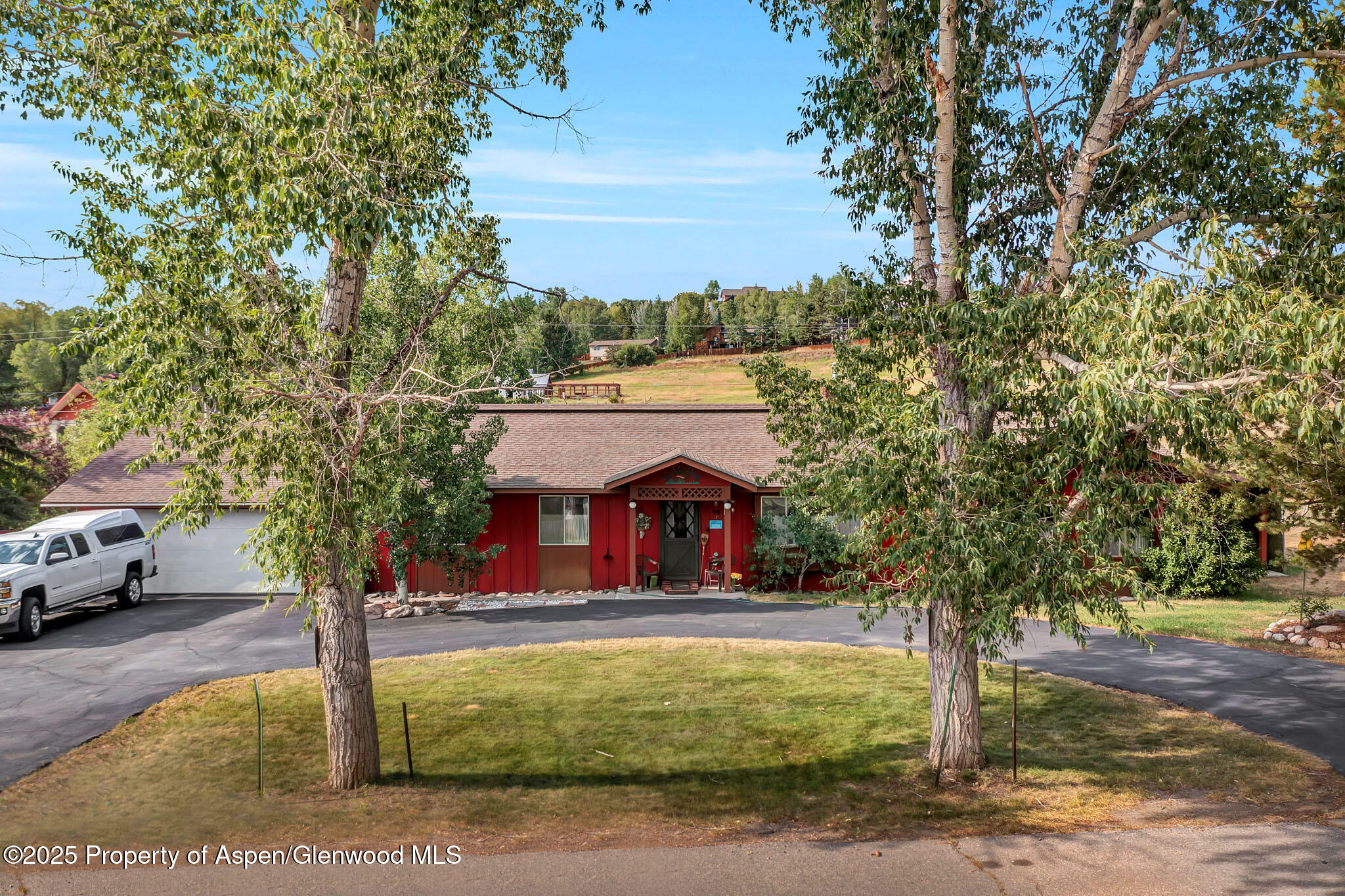 46 E Logan Avenue Property Photo 1