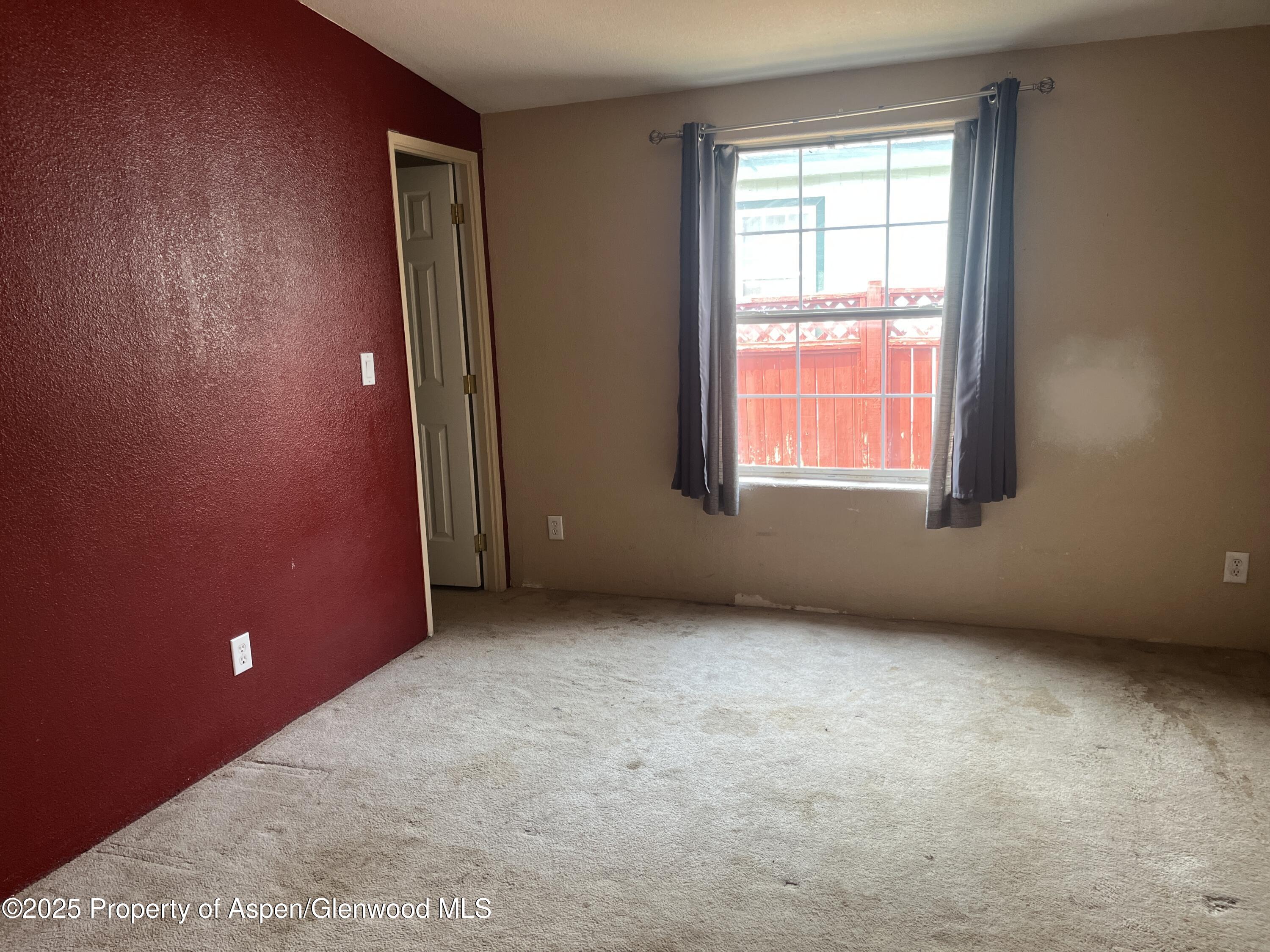 341 Evans Avenue Property Photo 12