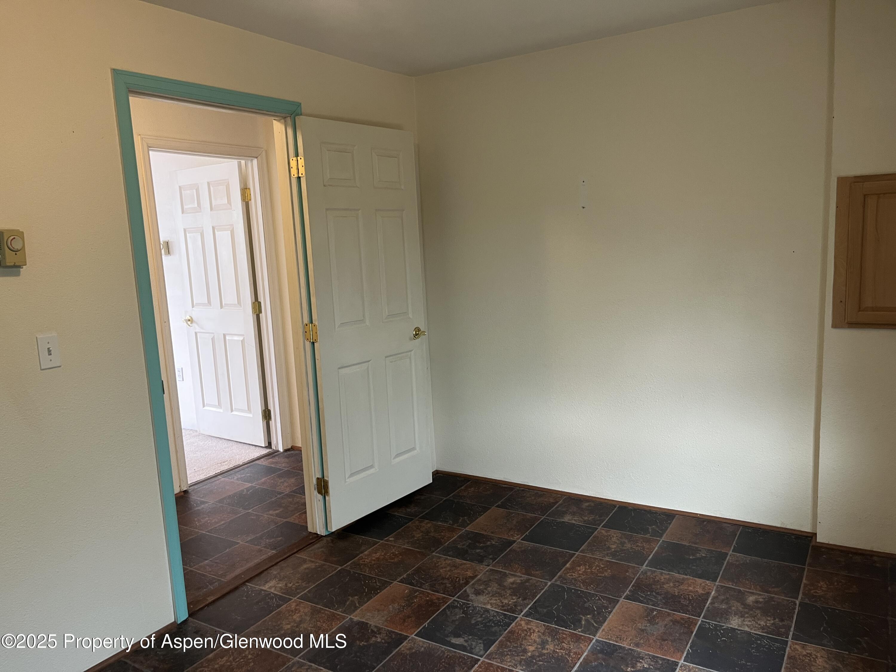 341 Evans Avenue Property Photo 21