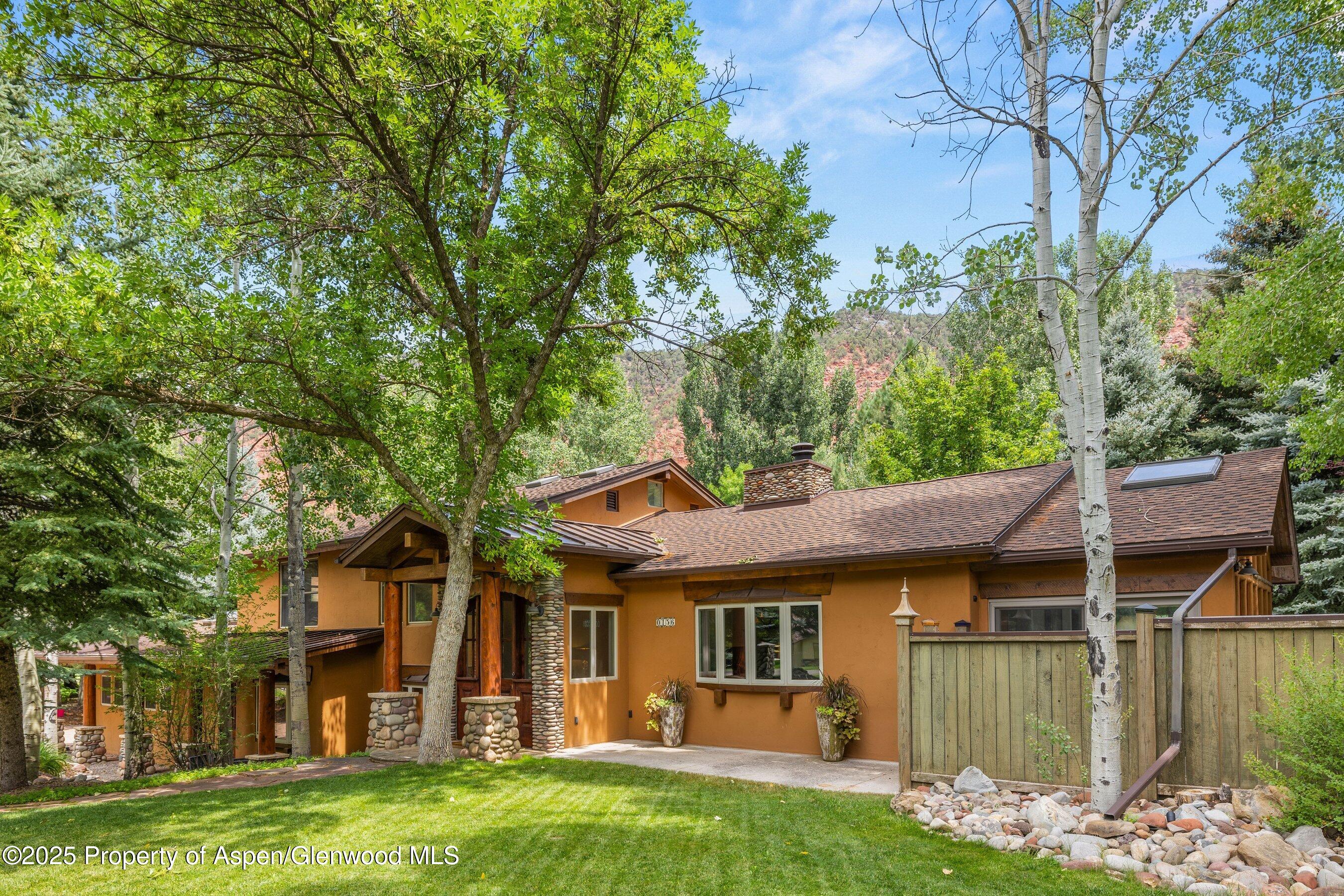 156 MEADOW Lane Property Photo 1