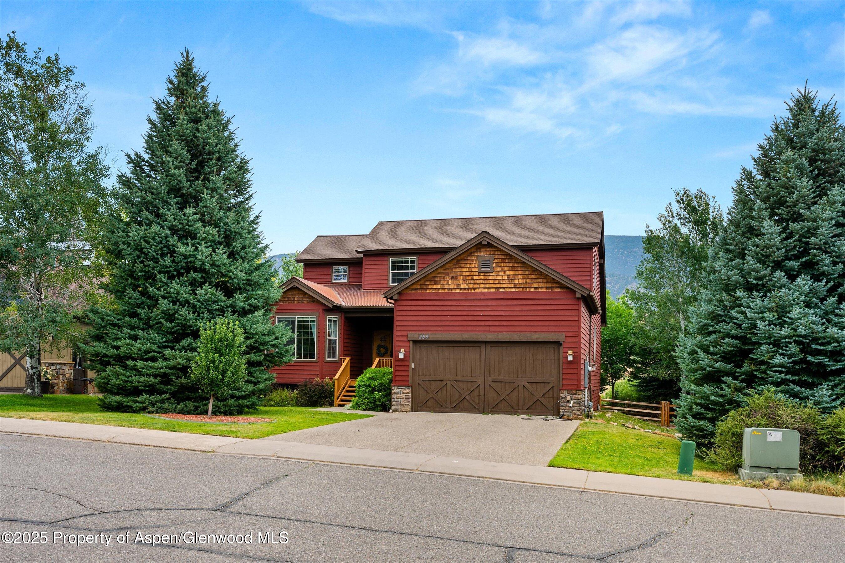 258 Blackhawk Drive Property Photo 1