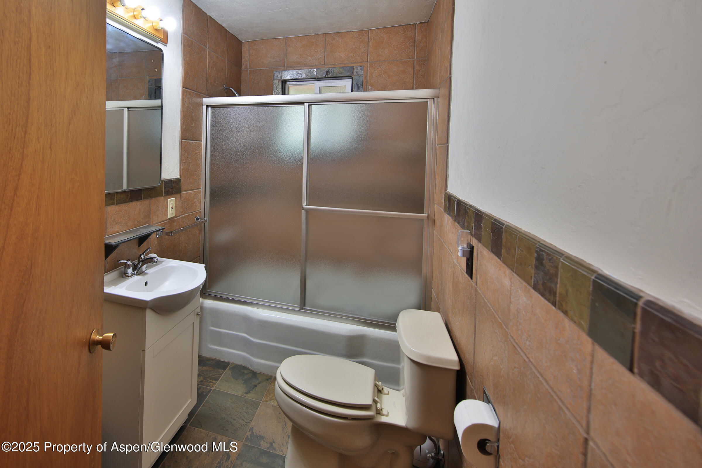 9681 56 2/10 Road Property Photo 13