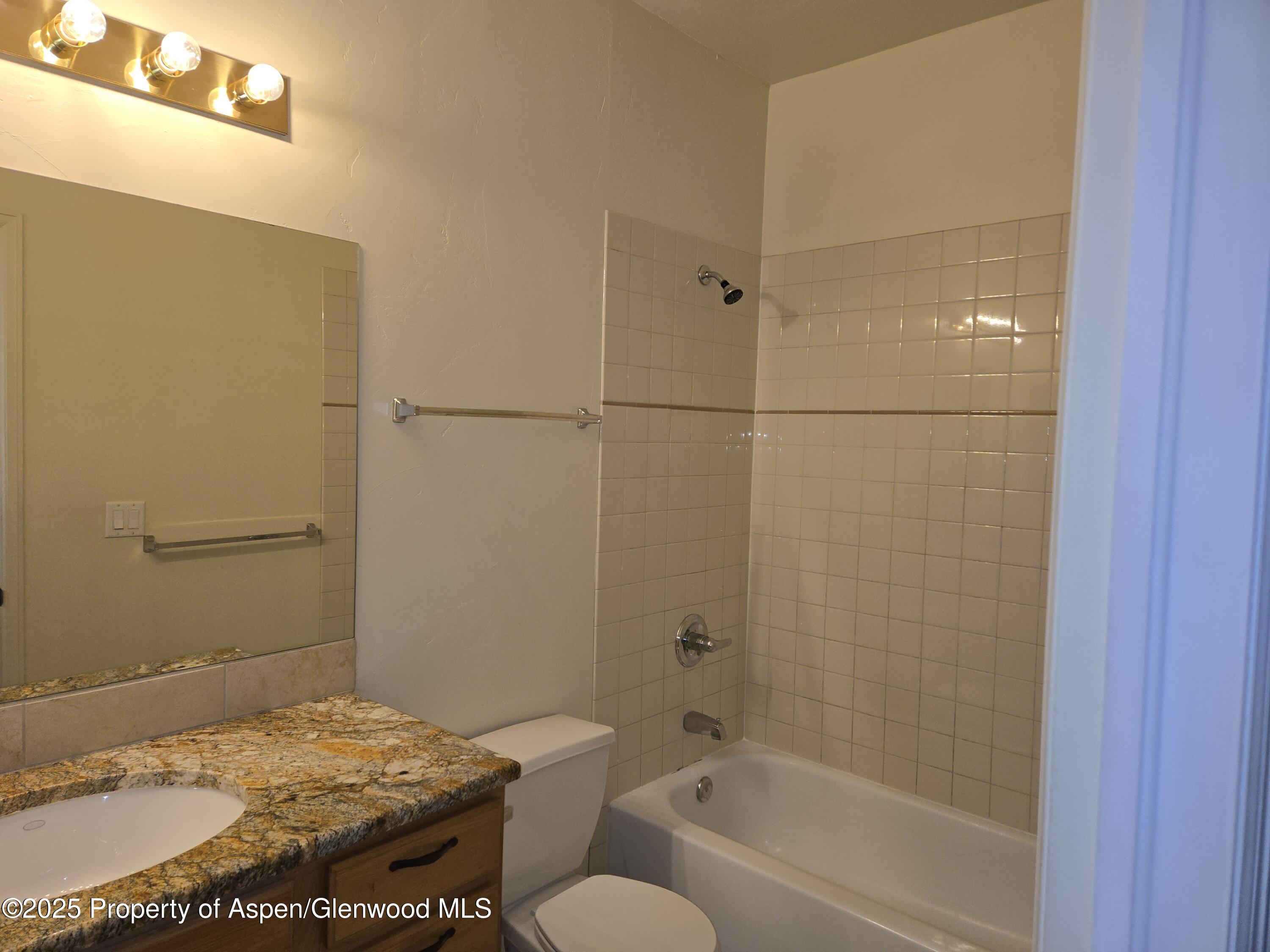 2701 Midland Avenue, 727 Property Photo 8