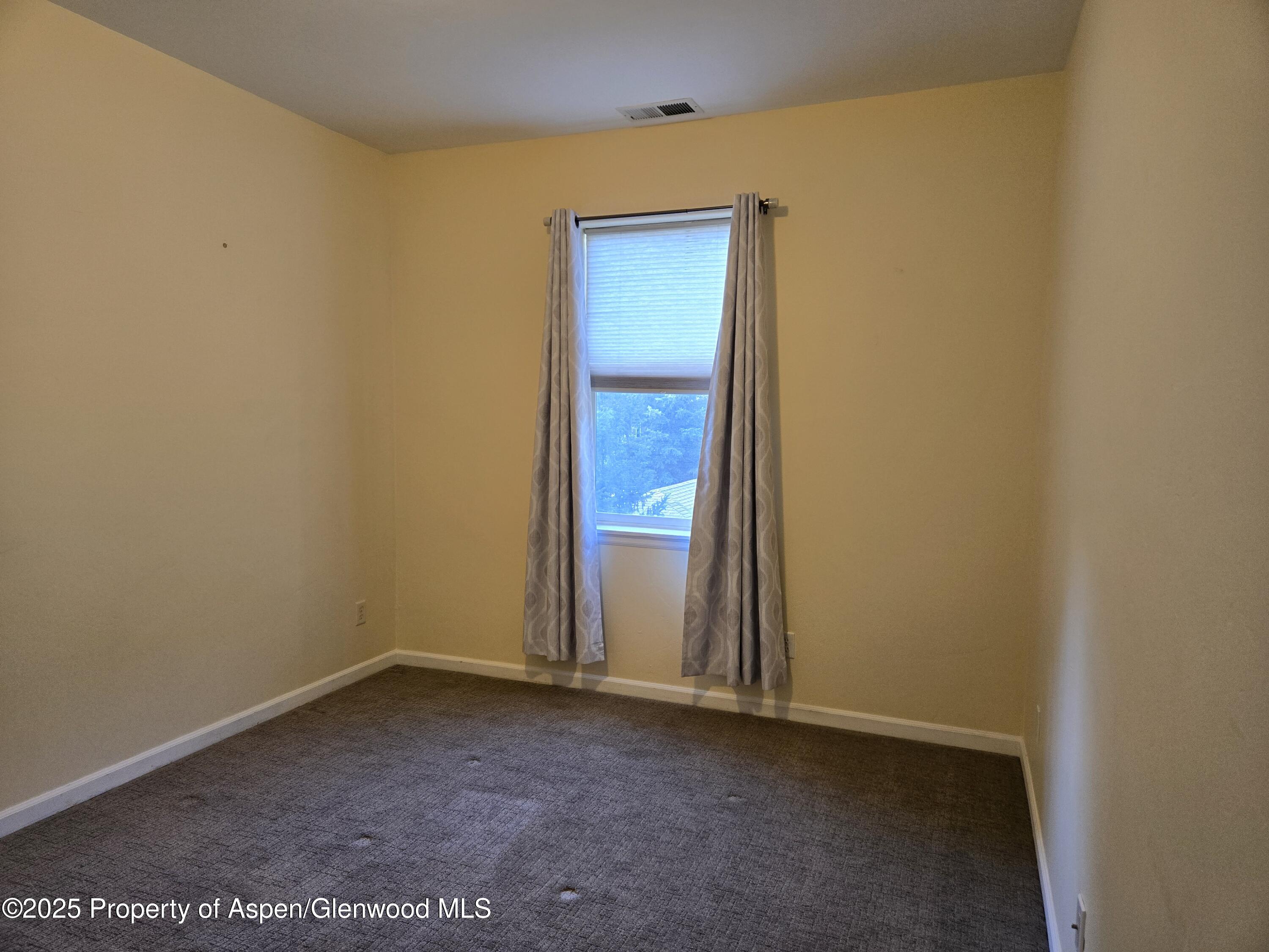 2701 Midland Avenue, 727 Property Photo 9