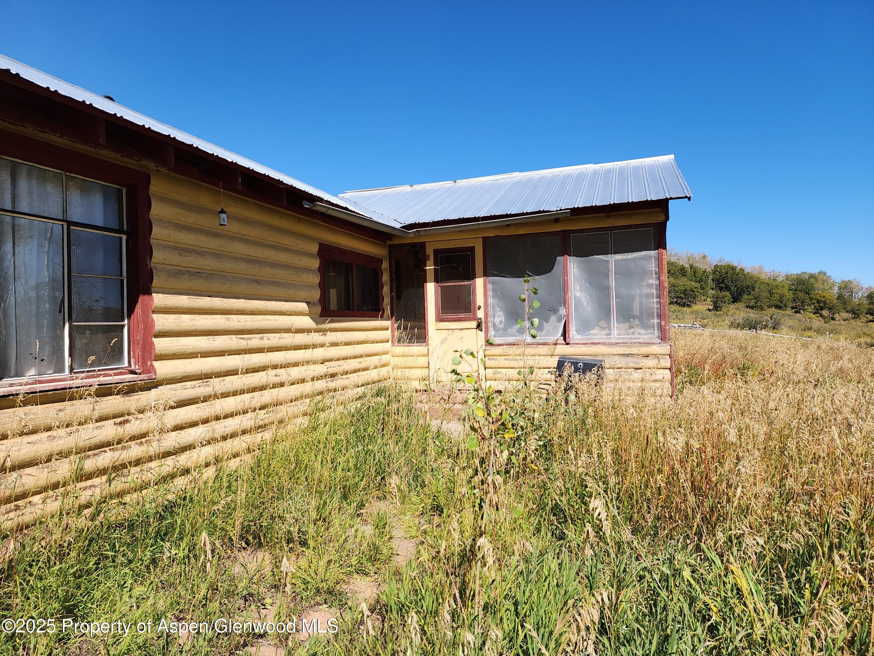 2586 26 1/10 Road Property Photo 28