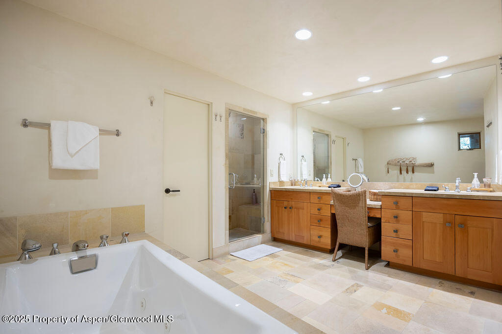 109 Neale Avenue Property Photo 4